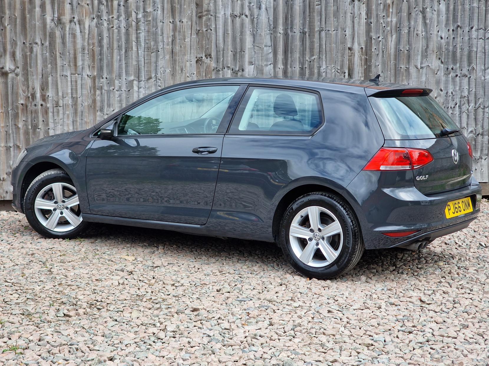 Volkswagen Golf 1.4 TSI BlueMotion Tech Match Edition Hatchback 3dr Petrol Manual Euro 6 (s/s) (125 ps)
