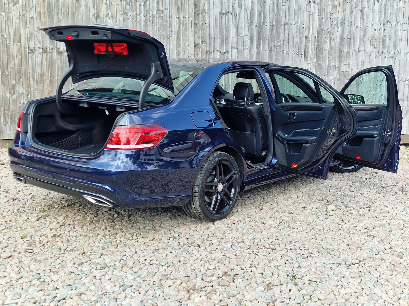 Mercedes-Benz E Class 3.0 E350 V6 BlueTEC AMG Night Edition (Premium) Saloon 4dr Diesel G-Tronic+ Euro 6 (s/s) (258 ps)