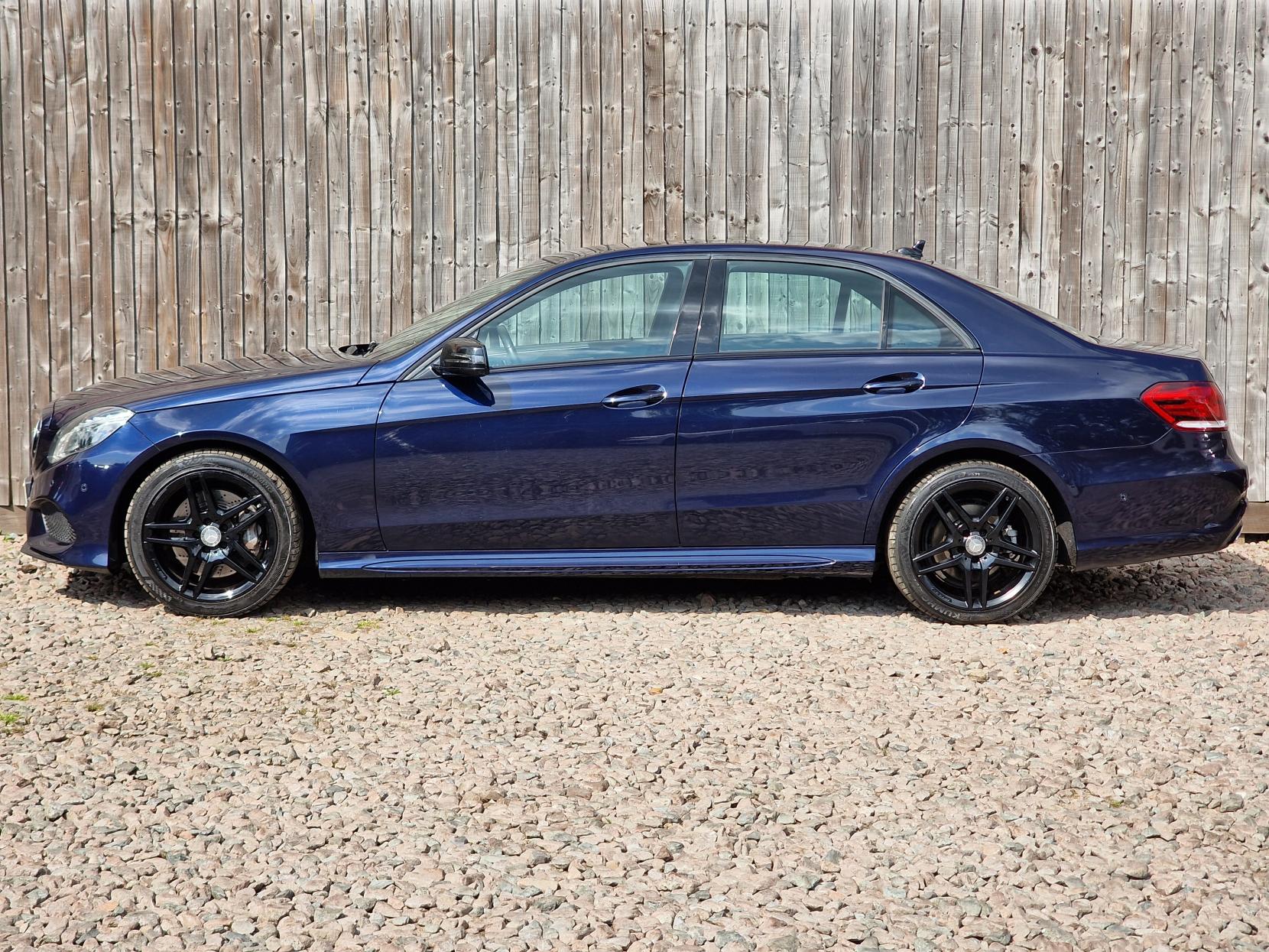 Mercedes-Benz E Class 3.0 E350 V6 BlueTEC AMG Night Edition (Premium) Saloon 4dr Diesel G-Tronic+ Euro 6 (s/s) (258 ps)