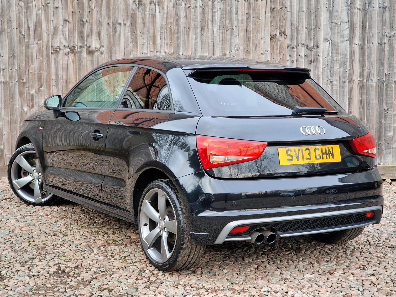 Audi A1 1.4 TFSI Black Edition Hatchback 3dr Petrol S Tronic Euro 5 (185 ps)