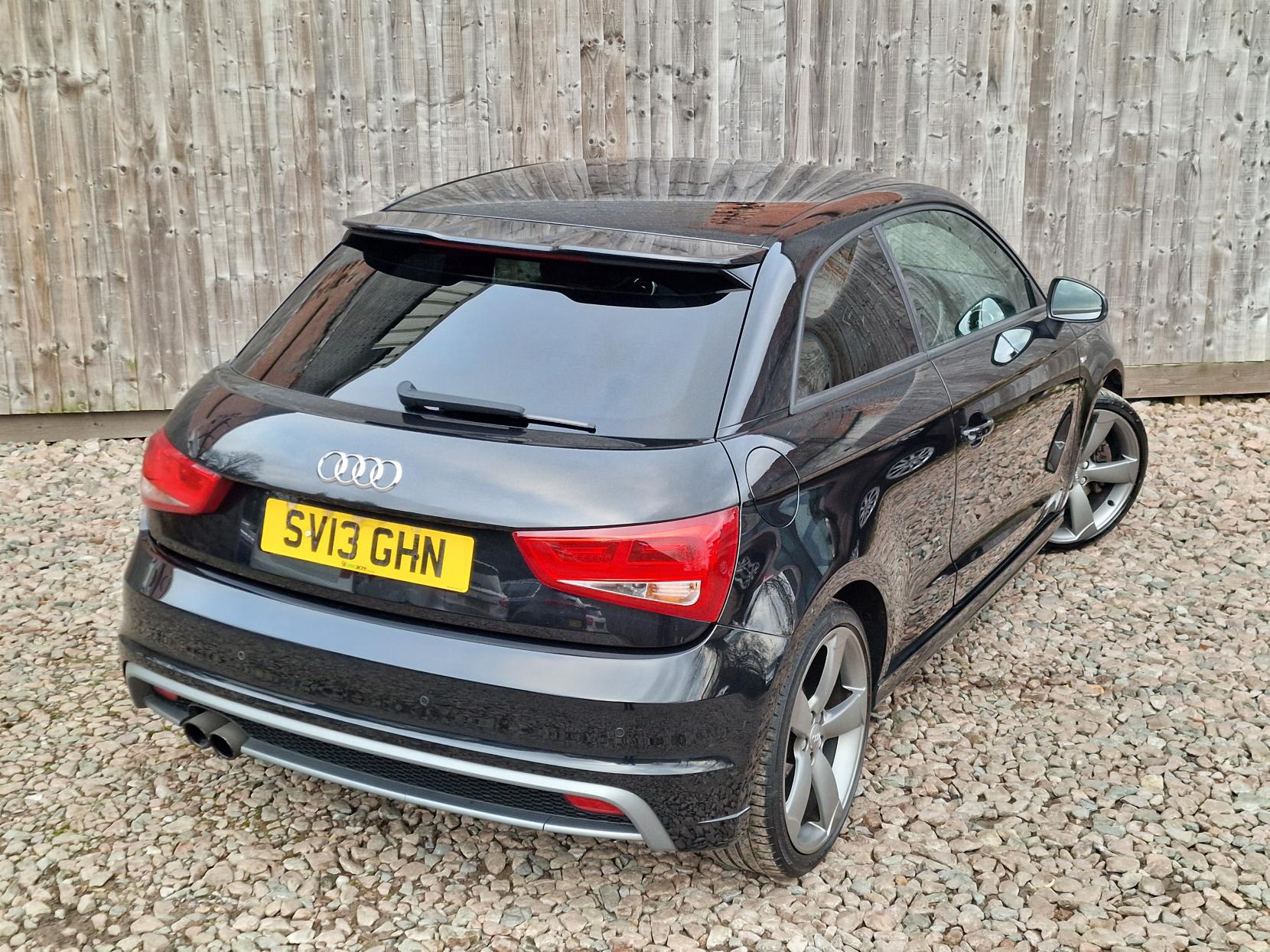 Audi A1 1.4 TFSI Black Edition Hatchback 3dr Petrol S Tronic Euro 5 (185 ps)