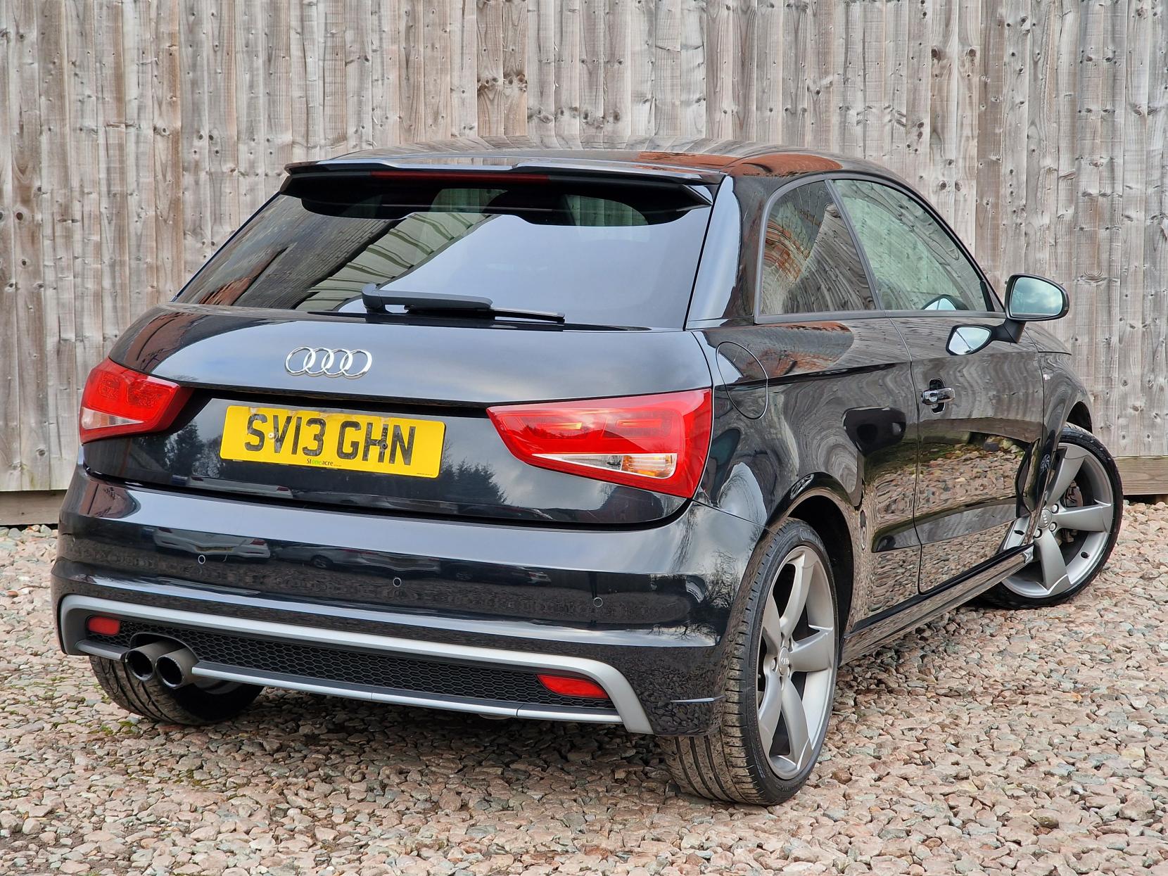 Audi A1 1.4 TFSI Black Edition Hatchback 3dr Petrol S Tronic Euro 5 (185 ps)