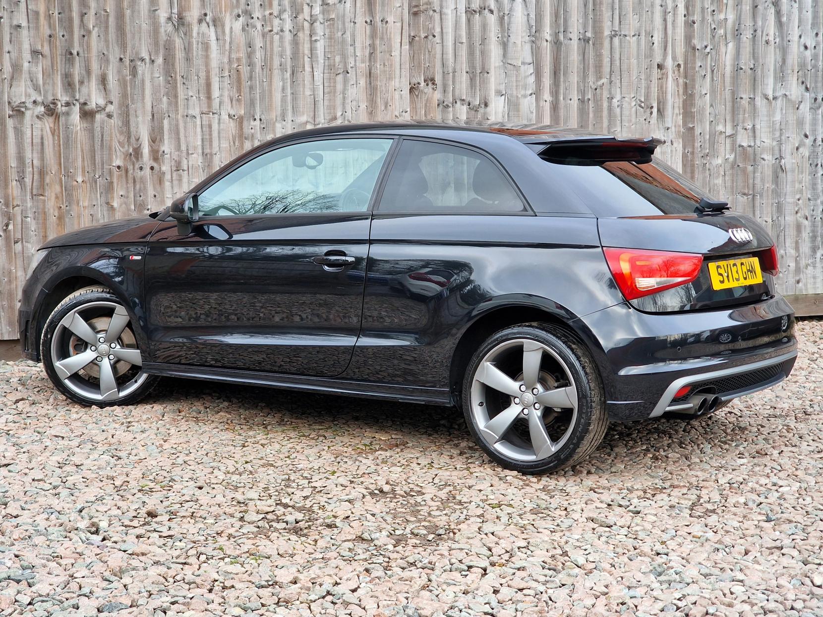 Audi A1 1.4 TFSI Black Edition Hatchback 3dr Petrol S Tronic Euro 5 (185 ps)