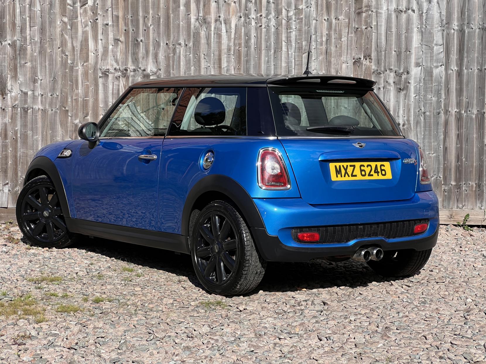MINI Hatch 1.6 Cooper S Hatchback 3dr Petrol Manual Euro 5 (184 ps)