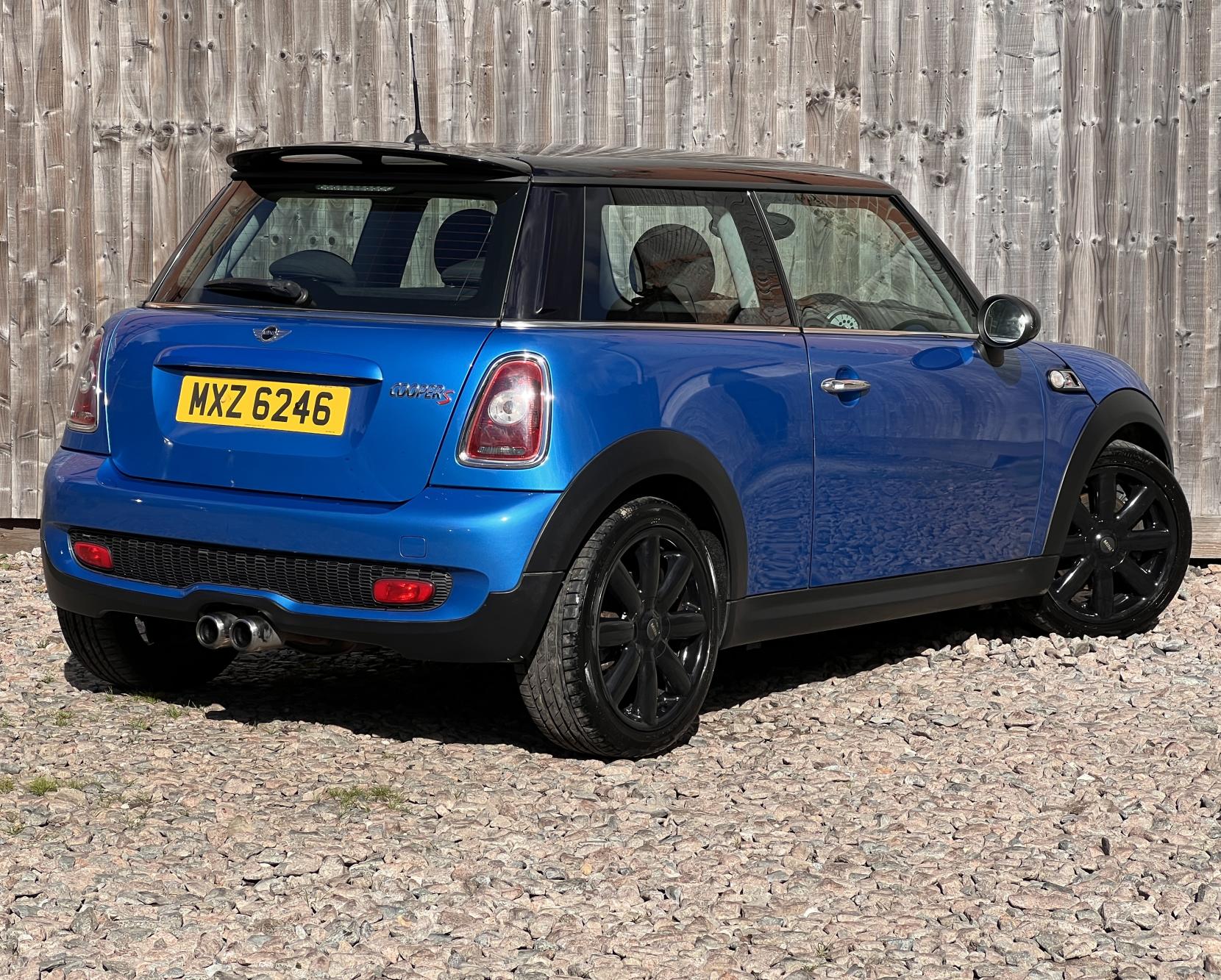 MINI Hatch 1.6 Cooper S Hatchback 3dr Petrol Manual Euro 5 (184 ps)