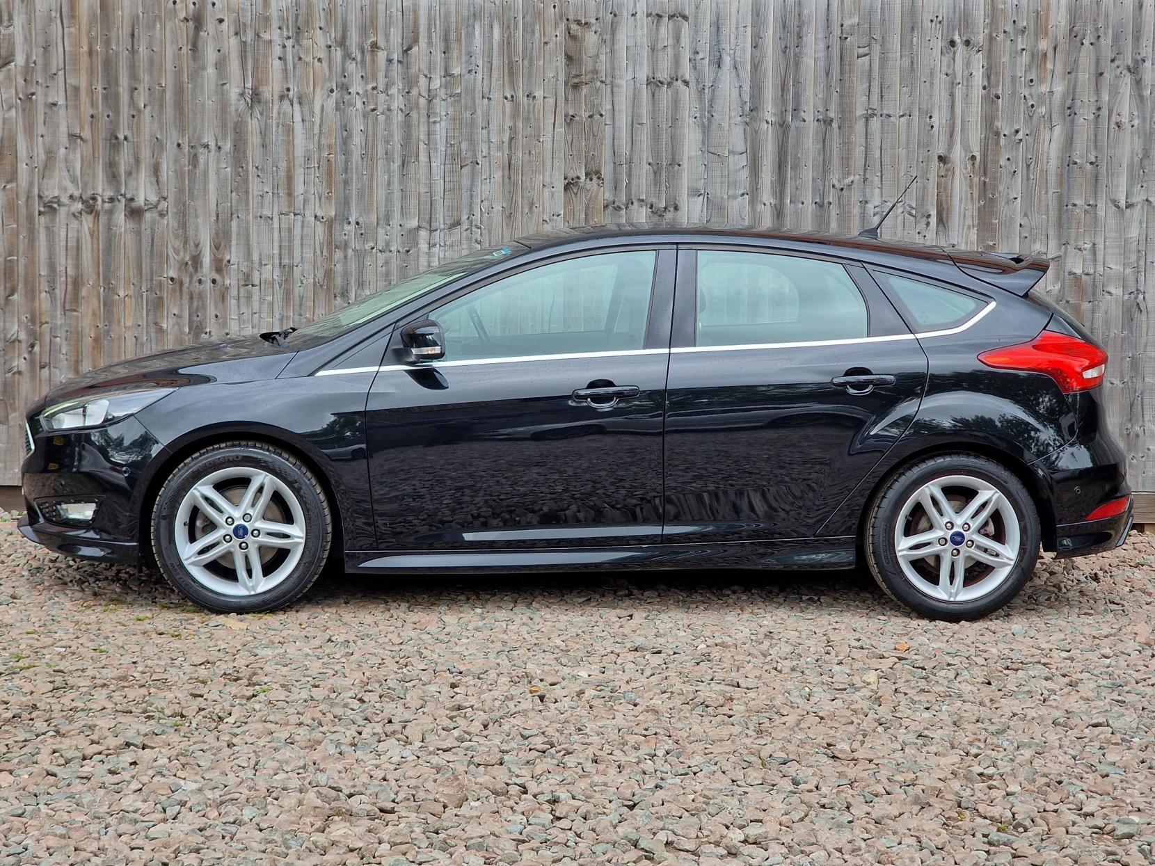 Ford Focus 1.5T EcoBoost Zetec S Hatchback 5dr Petrol Manual Euro 6 (s/s) (150 ps)