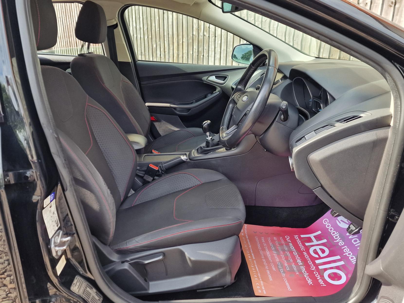 Ford Focus 1.5T EcoBoost Zetec S Hatchback 5dr Petrol Manual Euro 6 (s/s) (150 ps)