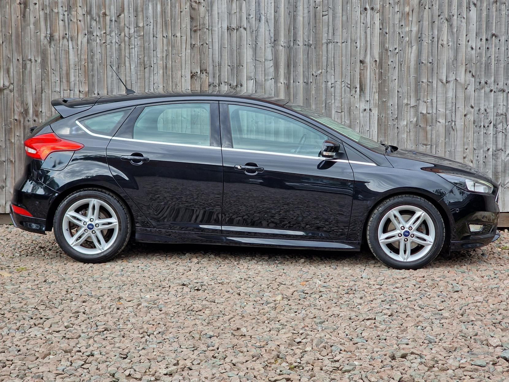 Ford Focus 1.5T EcoBoost Zetec S Hatchback 5dr Petrol Manual Euro 6 (s/s) (150 ps)
