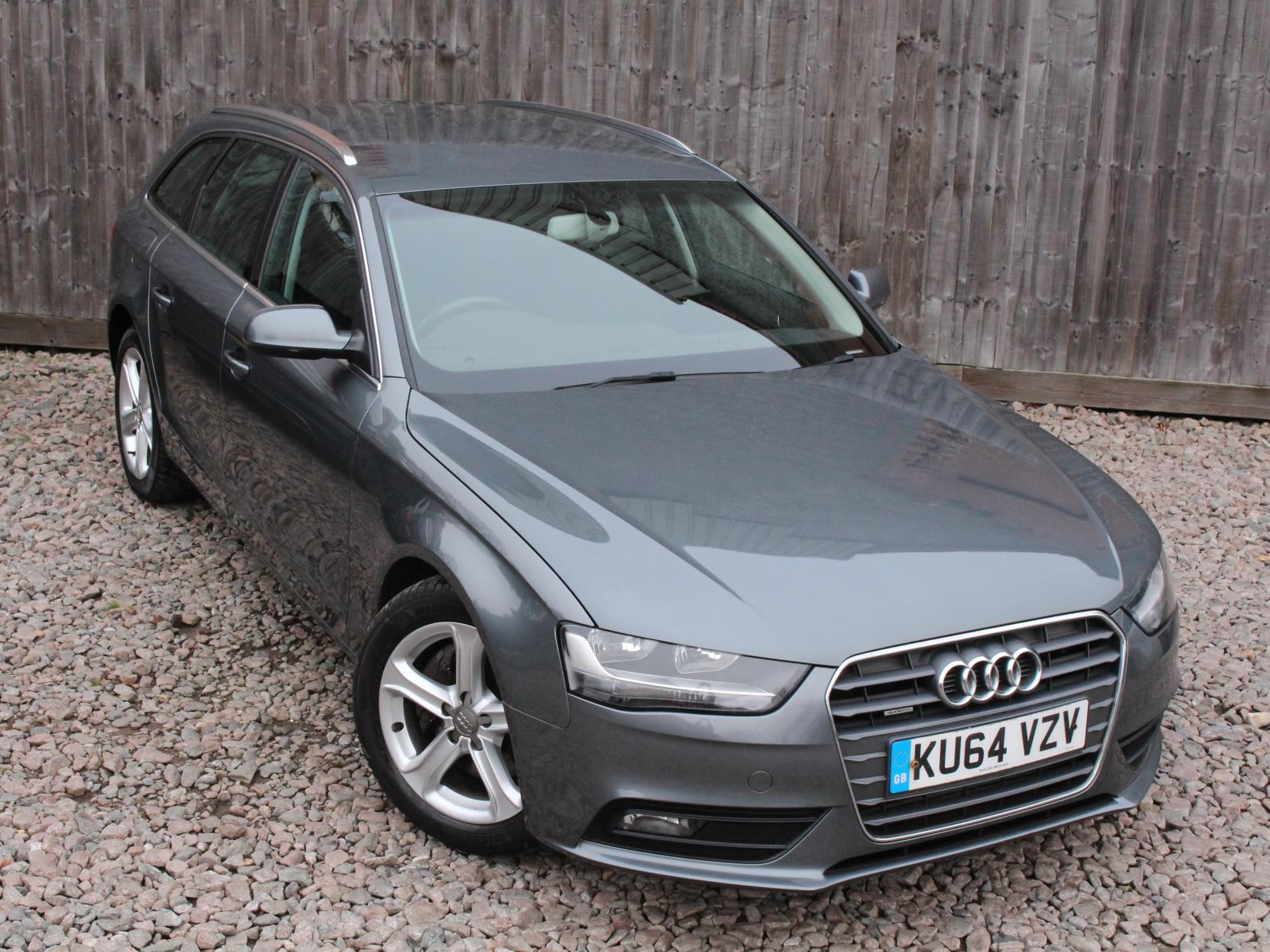 Audi A4 Avant 3.0 TDI V6 SE Estate 5dr Diesel S Tronic quattro Euro 5 (s/s) (245 ps)