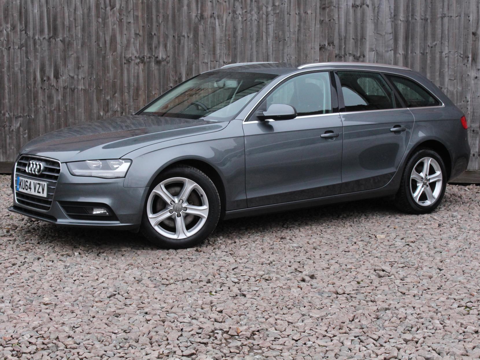 Audi A4 Avant 3.0 TDI V6 SE Estate 5dr Diesel S Tronic quattro Euro 5 (s/s) (245 ps)