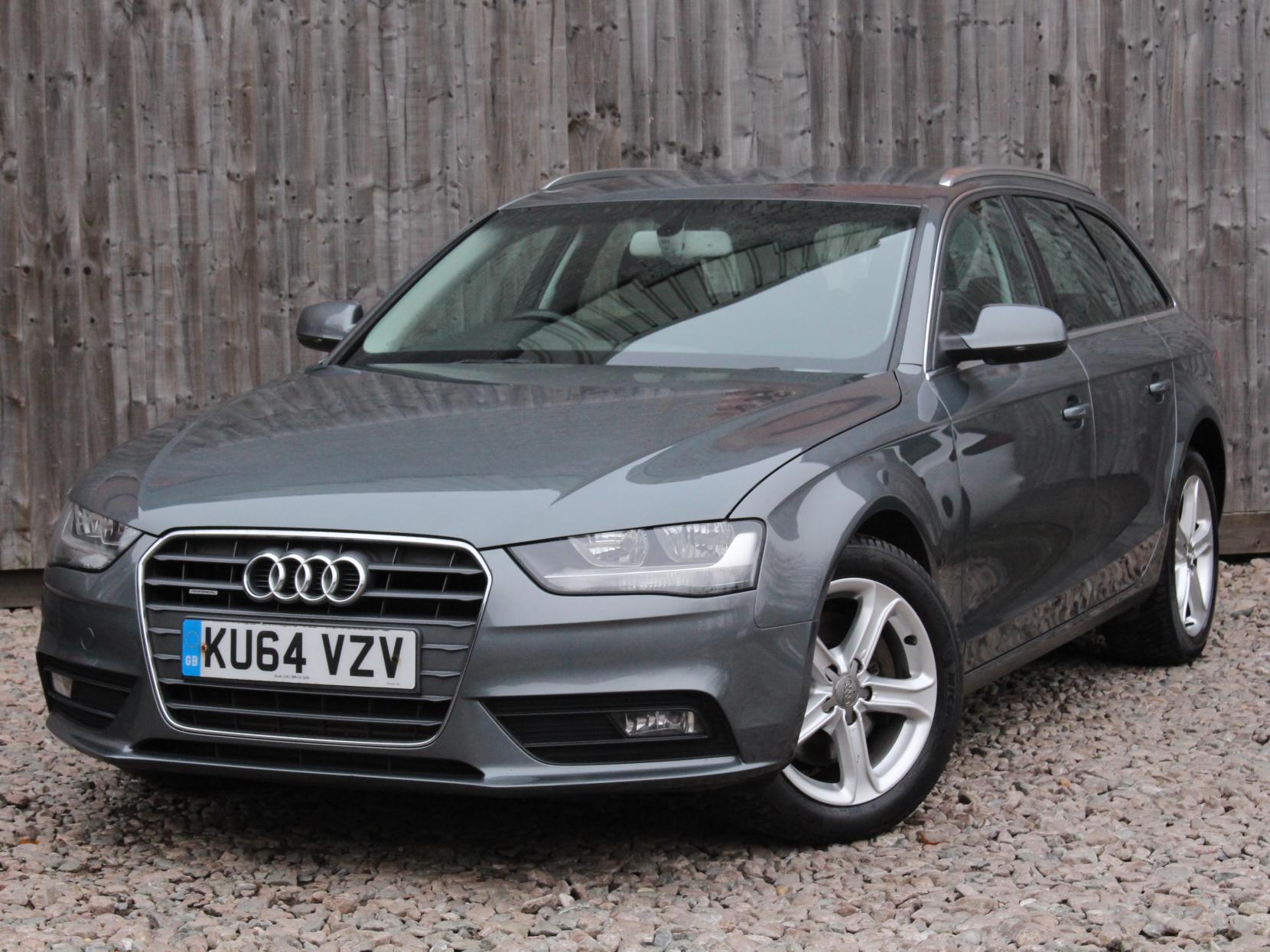 Audi A4 Avant 3.0 TDI V6 SE Estate 5dr Diesel S Tronic quattro Euro 5 (s/s) (245 ps)