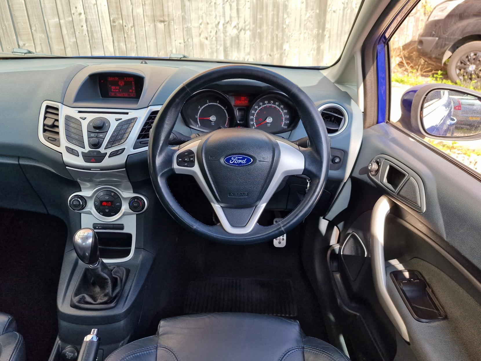 Ford Fiesta 1.6 S1600 Hatchback 3dr Petrol Manual (139 g/km, 133 bhp)