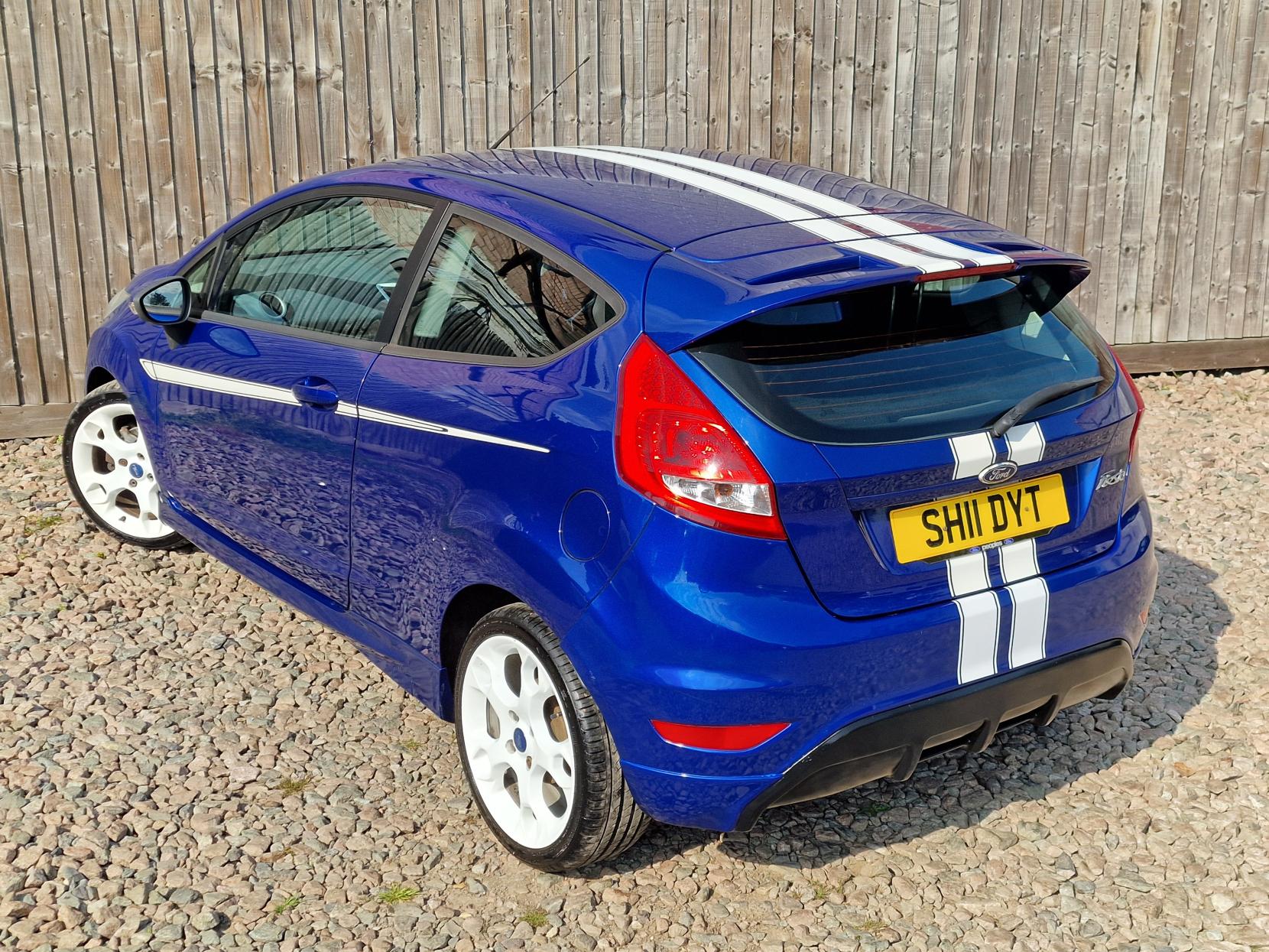 Ford Fiesta 1.6 S1600 Hatchback 3dr Petrol Manual (139 g/km, 133 bhp)