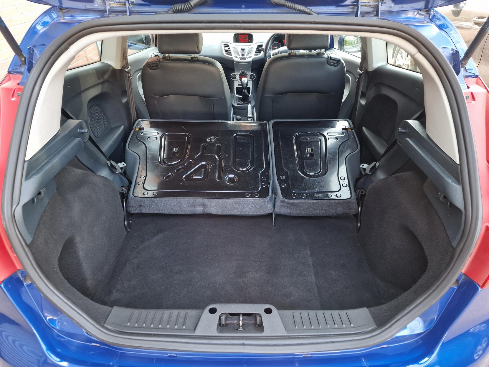 Ford Fiesta 1.6 S1600 Hatchback 3dr Petrol Manual (139 g/km, 133 bhp)