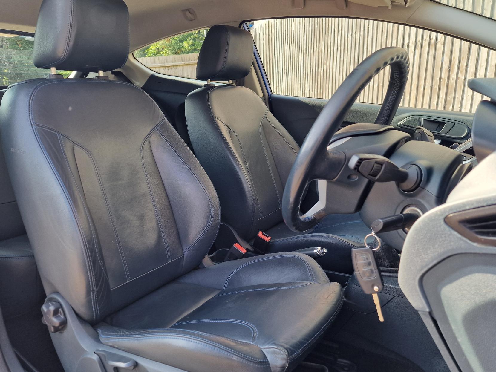 Ford Fiesta 1.6 S1600 Hatchback 3dr Petrol Manual (139 g/km, 133 bhp)