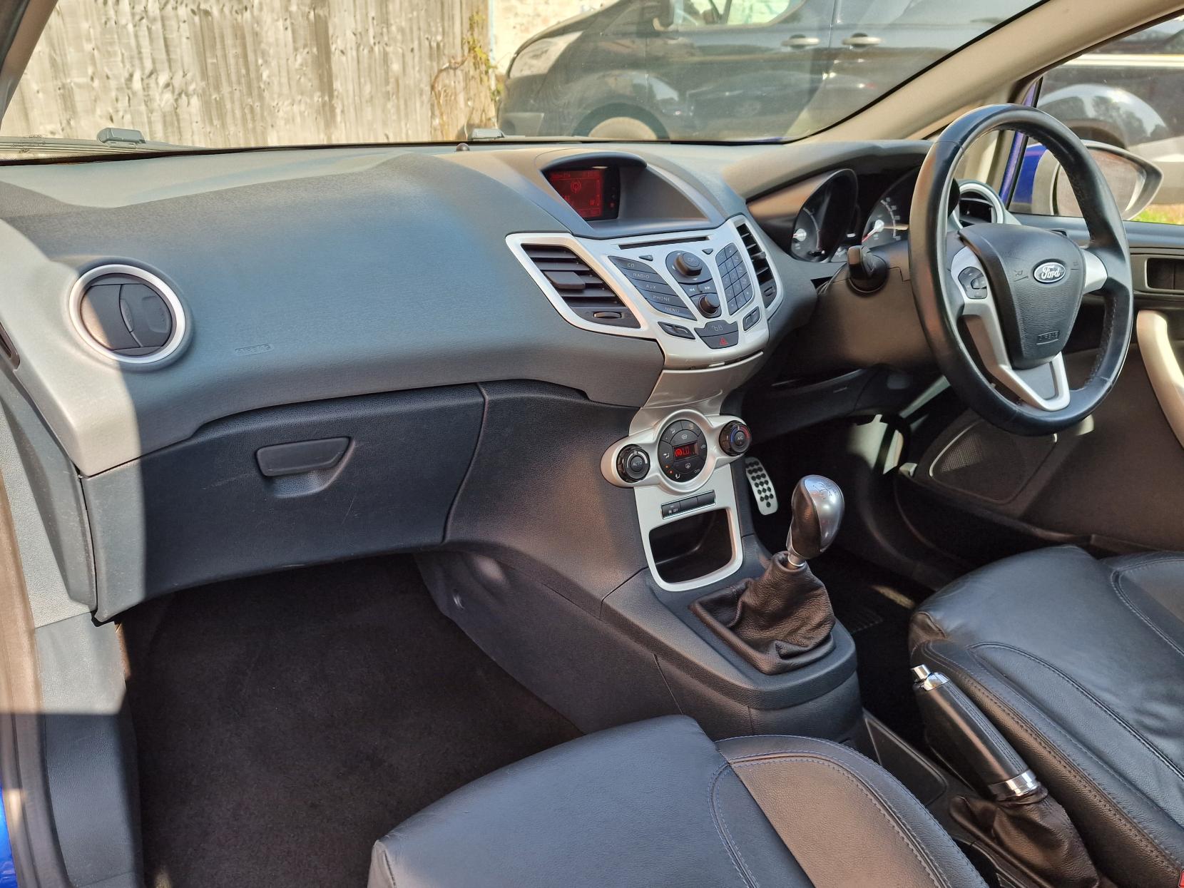 Ford Fiesta 1.6 S1600 Hatchback 3dr Petrol Manual (139 g/km, 133 bhp)
