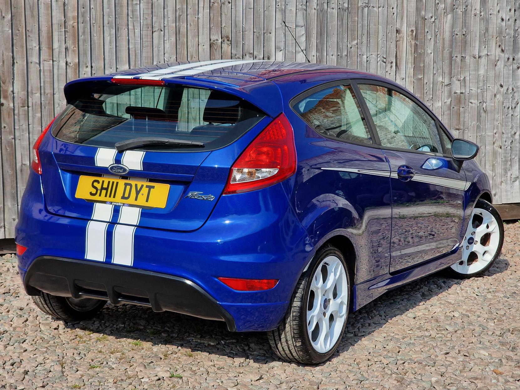 Ford Fiesta 1.6 S1600 Hatchback 3dr Petrol Manual (139 g/km, 133 bhp)