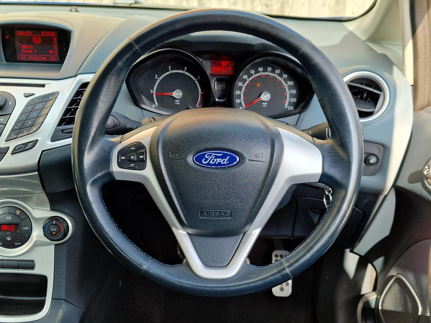 Ford Fiesta 1.6 S1600 Hatchback 3dr Petrol Manual (139 g/km, 133 bhp)