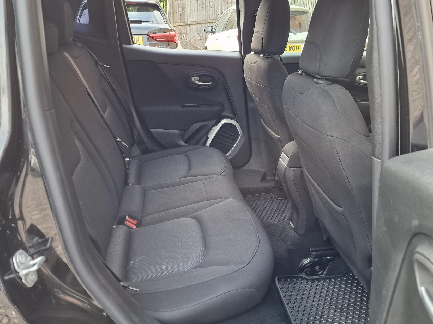 Jeep Renegade 1.6 MultiJetII Longitude SUV 5dr Diesel Manual Euro 6 (s/s) (120 ps)