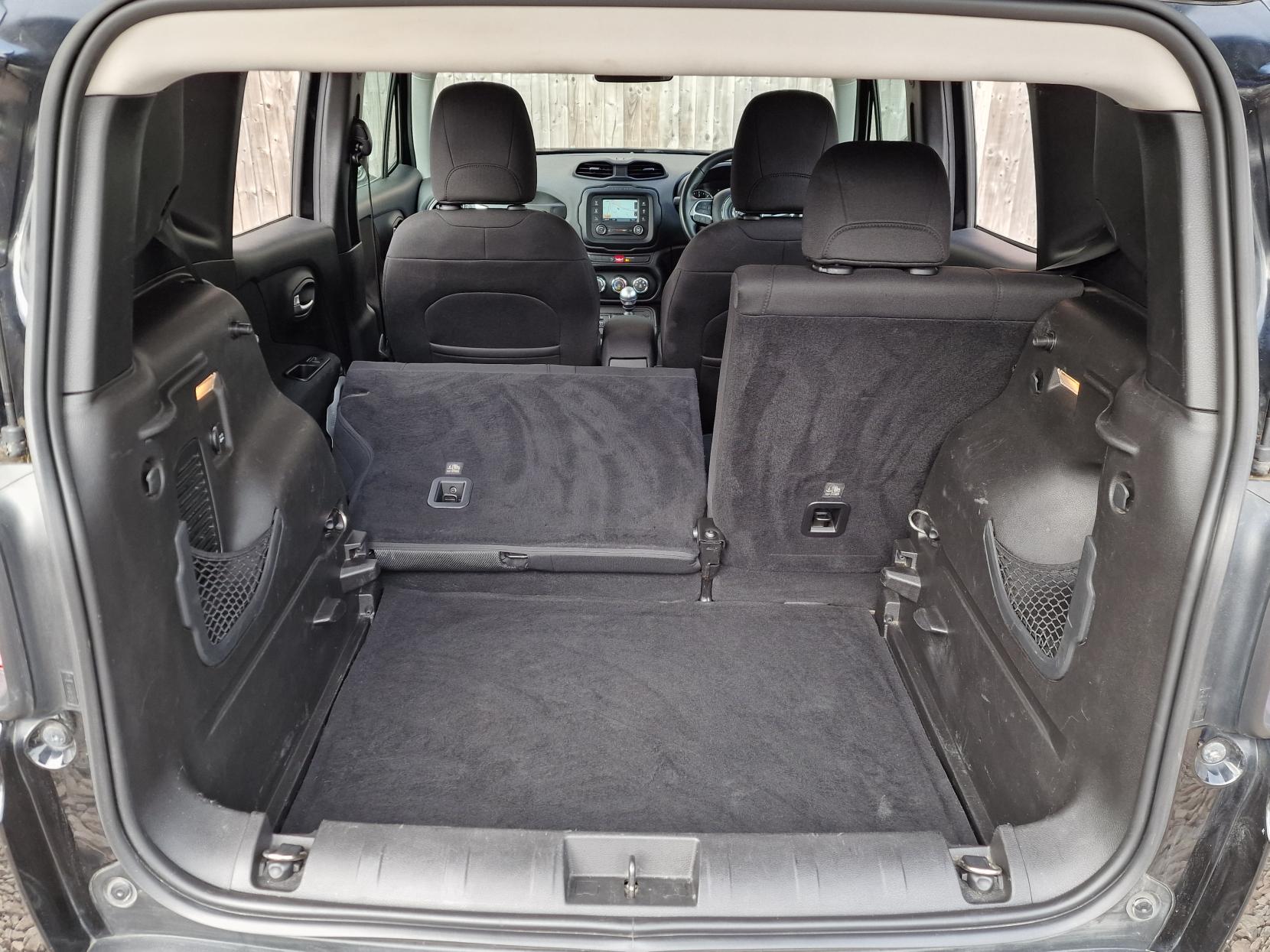 Jeep Renegade 1.6 MultiJetII Longitude SUV 5dr Diesel Manual Euro 6 (s/s) (120 ps)