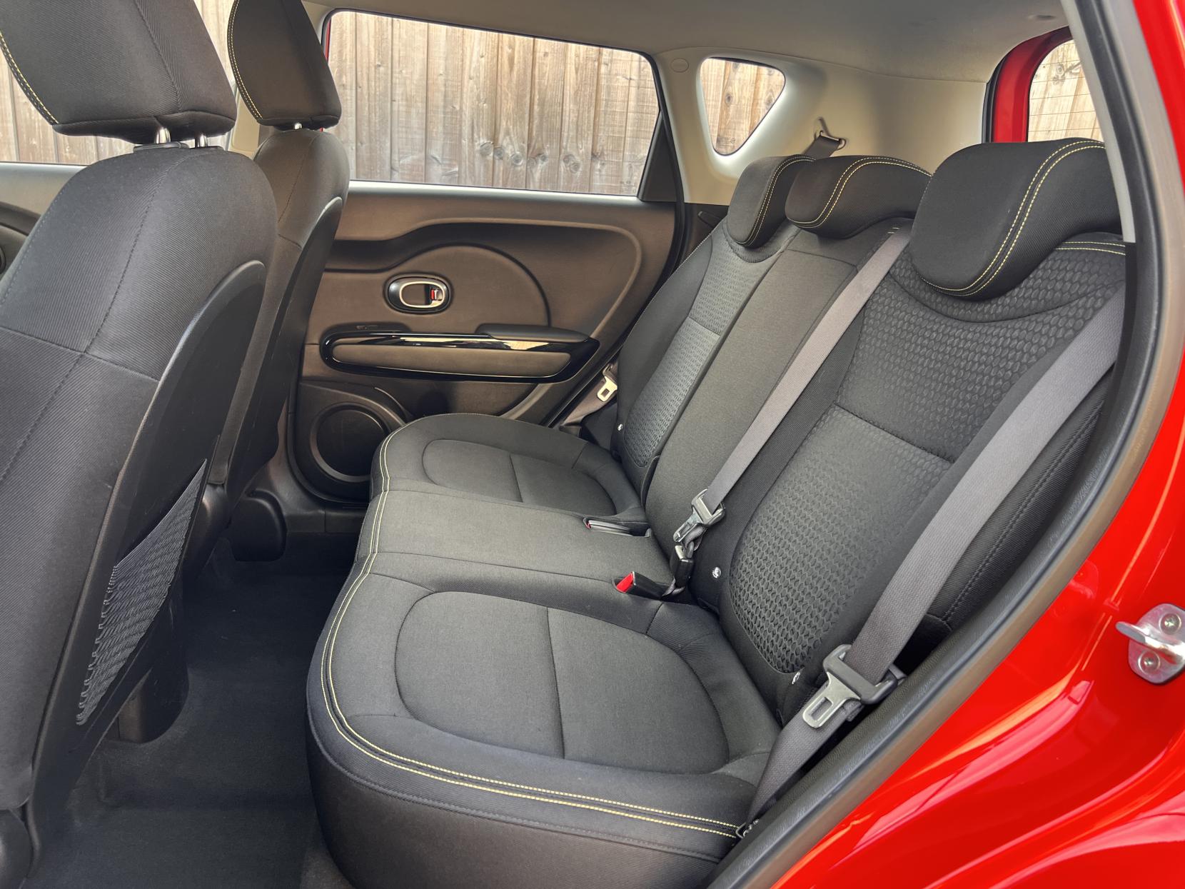 Kia Soul 1.6 CRDi Connect SUV 5dr Diesel Manual Euro 6 (134 bhp)