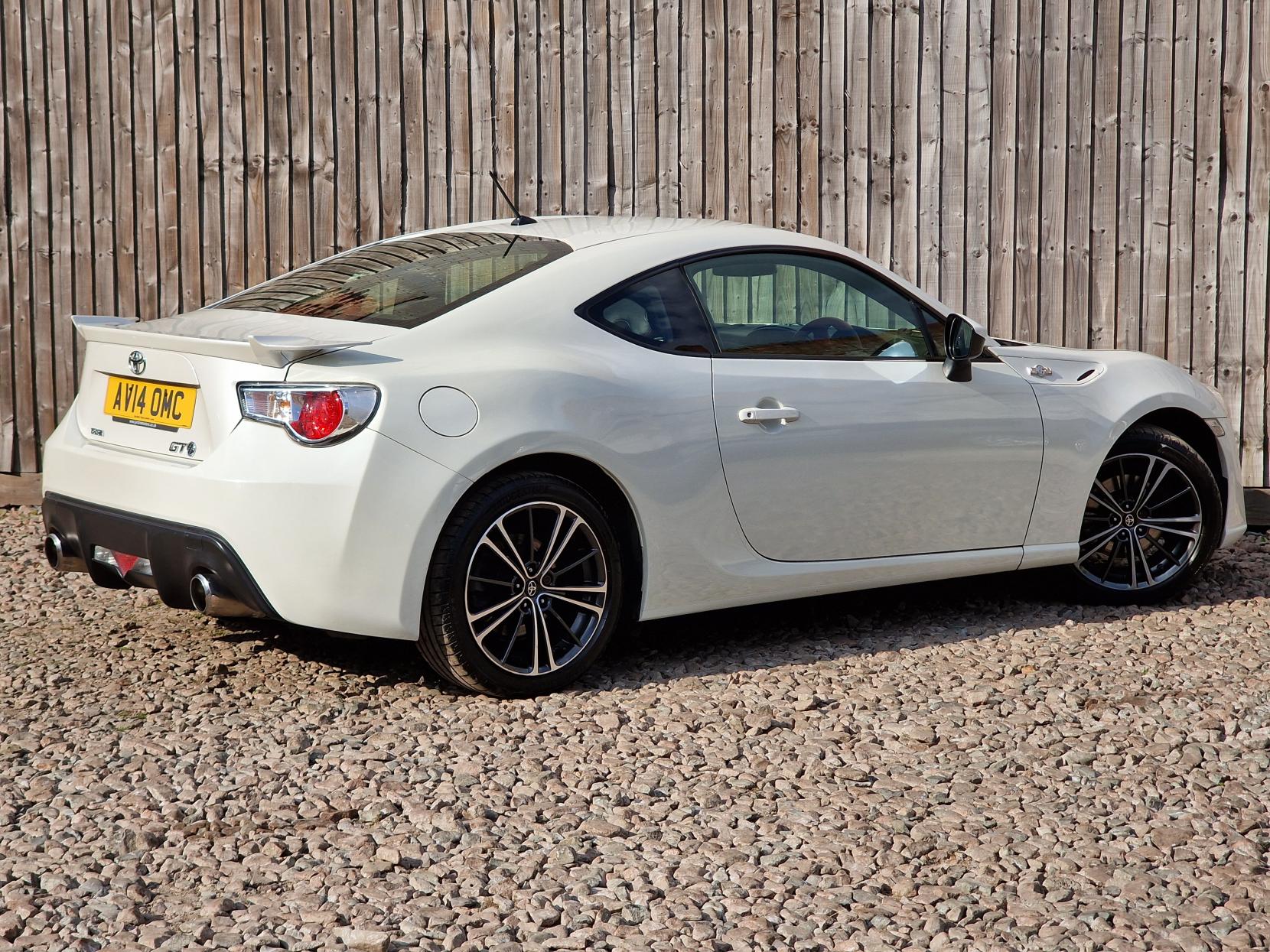 Toyota GT86 2.0 Boxer D-4S Coupe 2dr Petrol Manual Euro 5 (200 ps)