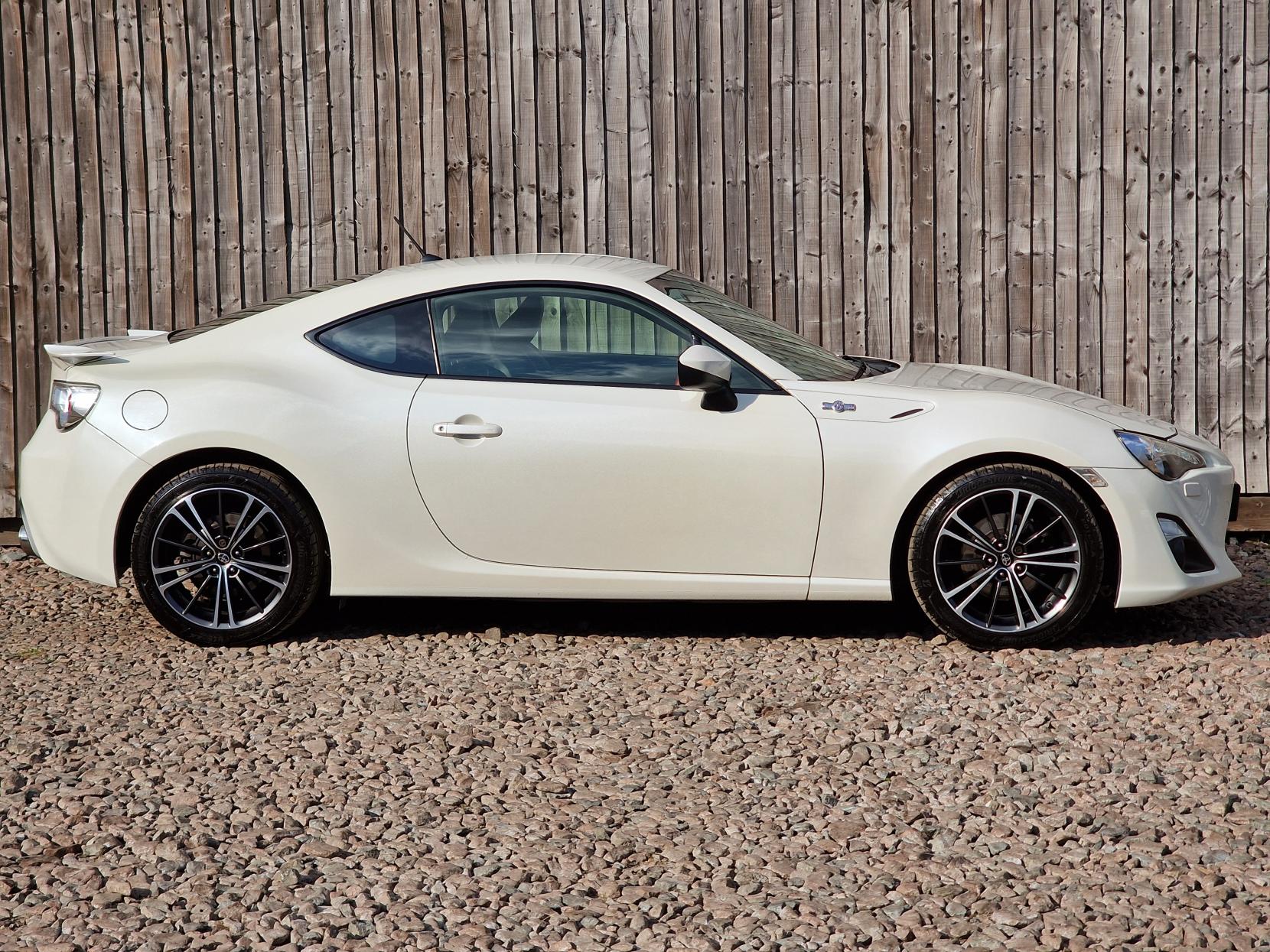 Toyota GT86 2.0 Boxer D-4S Coupe 2dr Petrol Manual Euro 5 (200 ps)