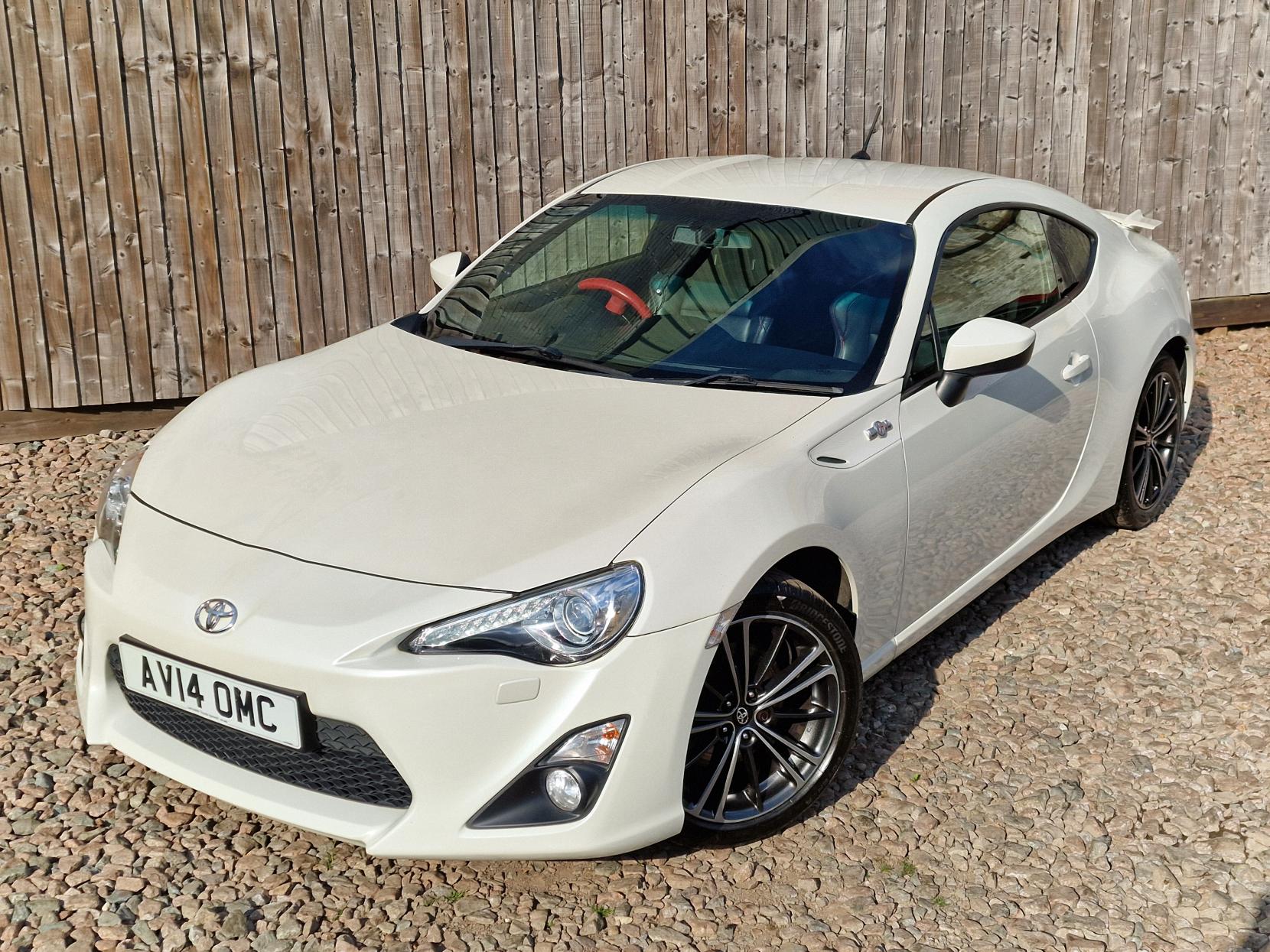 Toyota GT86 2.0 Boxer D-4S Coupe 2dr Petrol Manual Euro 5 (200 ps)