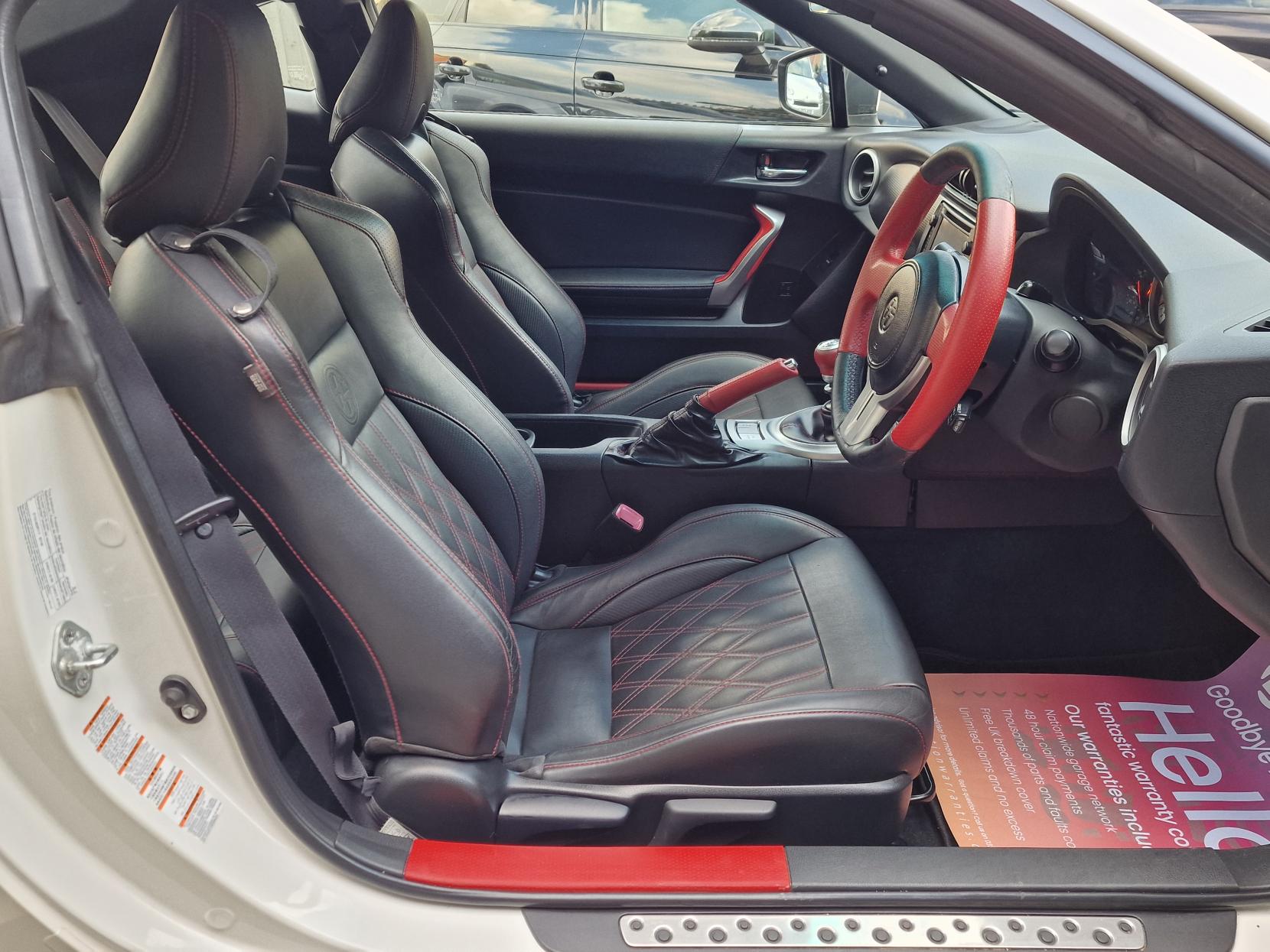Toyota GT86 2.0 Boxer D-4S Coupe 2dr Petrol Manual Euro 5 (200 ps)