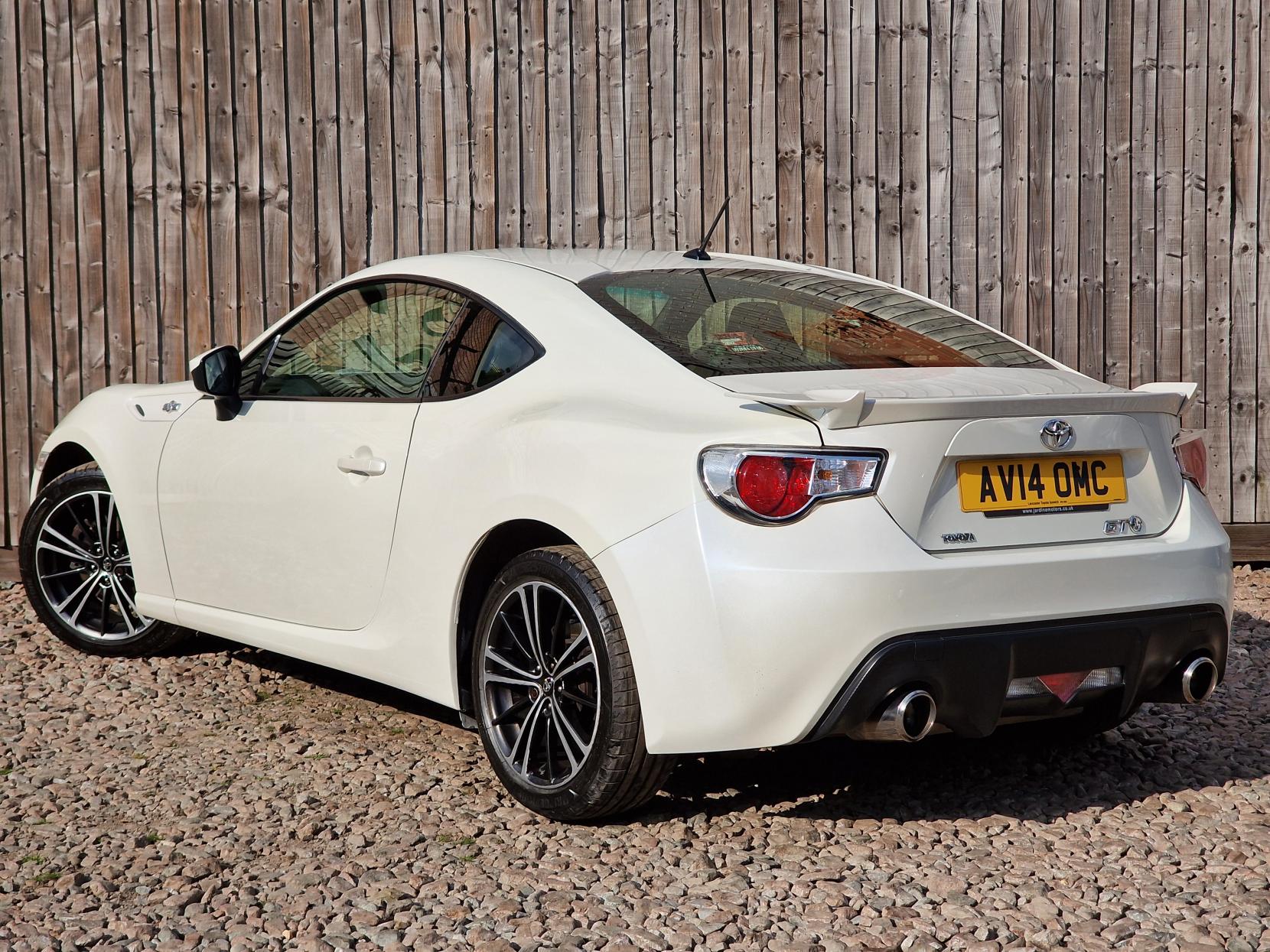 Toyota GT86 2.0 Boxer D-4S Coupe 2dr Petrol Manual Euro 5 (200 ps)