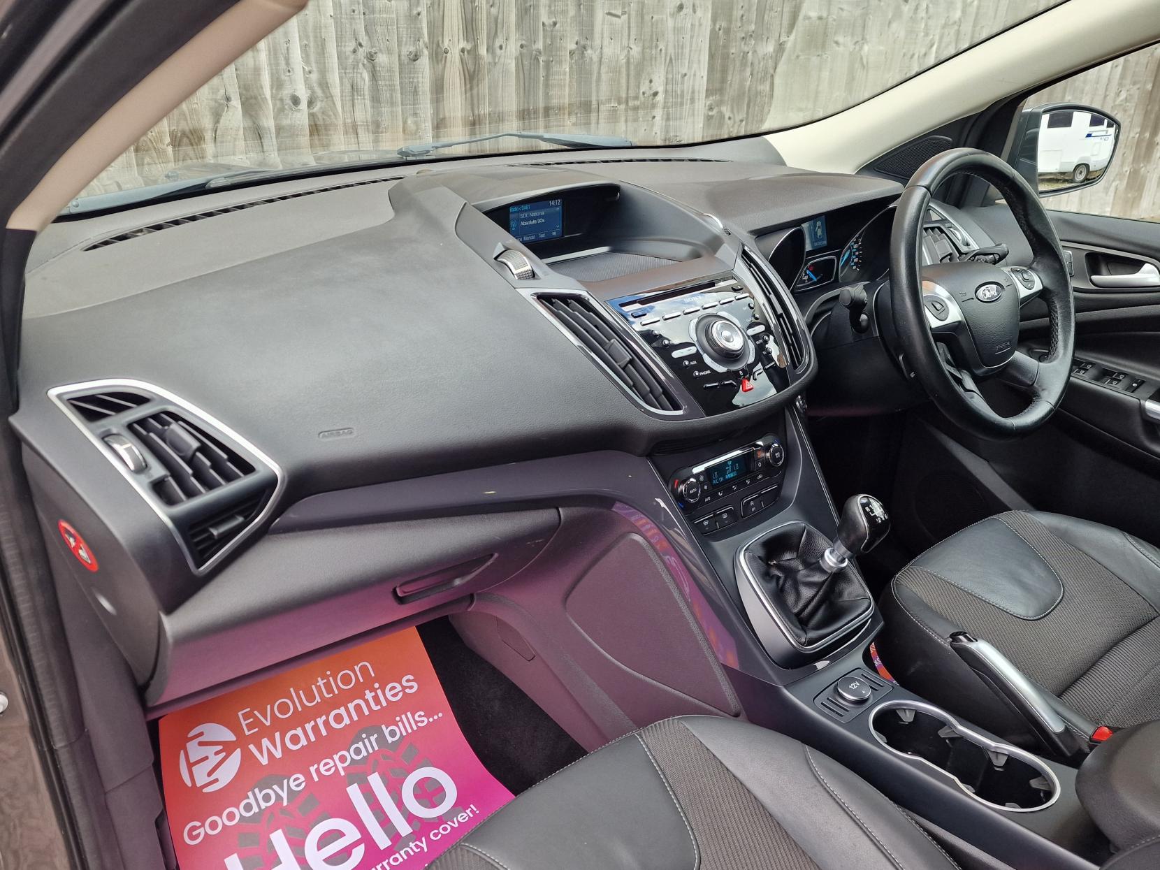 Ford Kuga 2.0 TDCi Titanium SUV 5dr Diesel Manual 2WD Euro 6 (s/s) (150 ps)