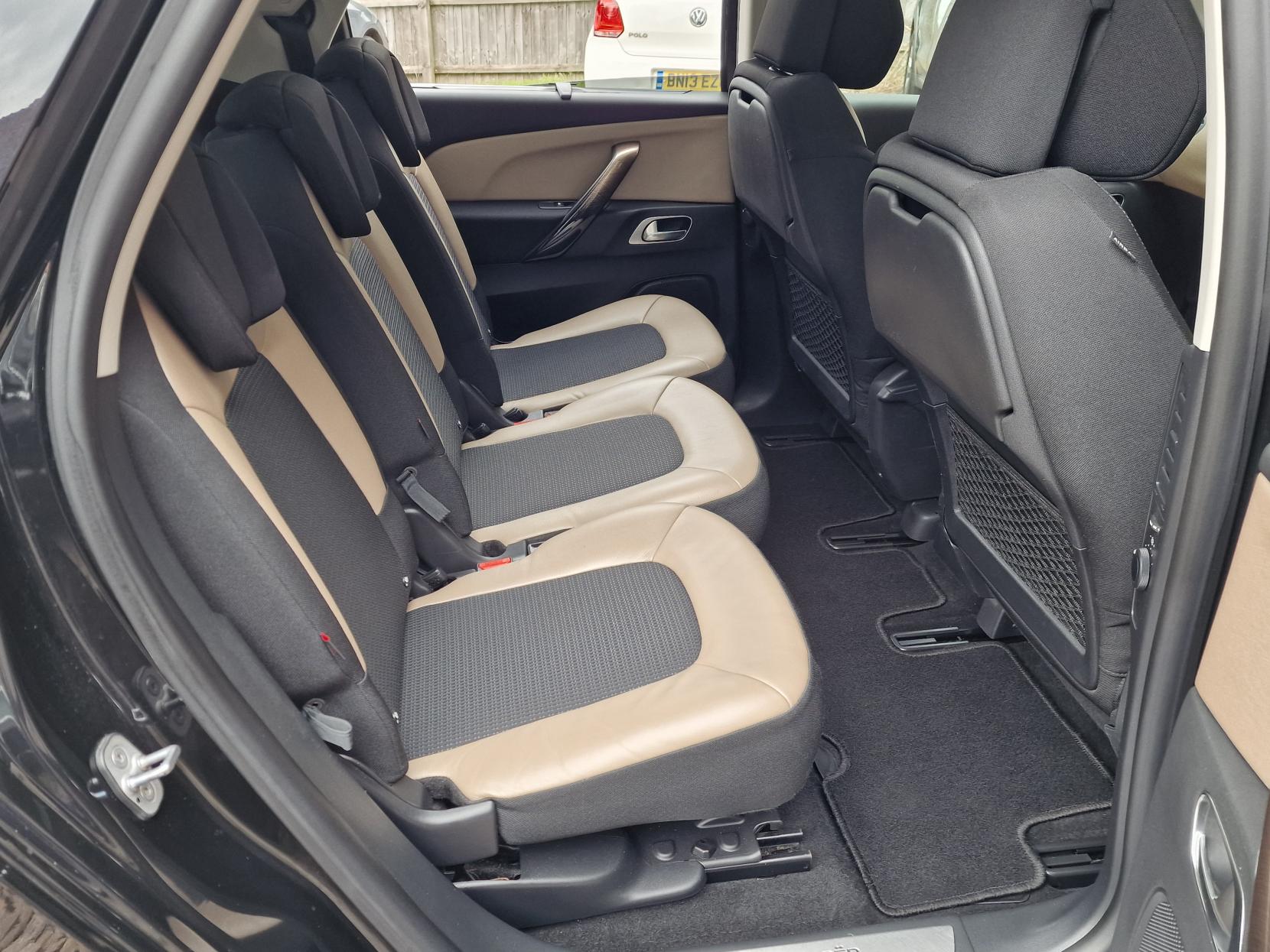 Citroen C4 Picasso 1.6 e-HDi Airdream Exclusive+ MPV 5dr Diesel ETG6 Euro 5 (s/s) (115 ps)