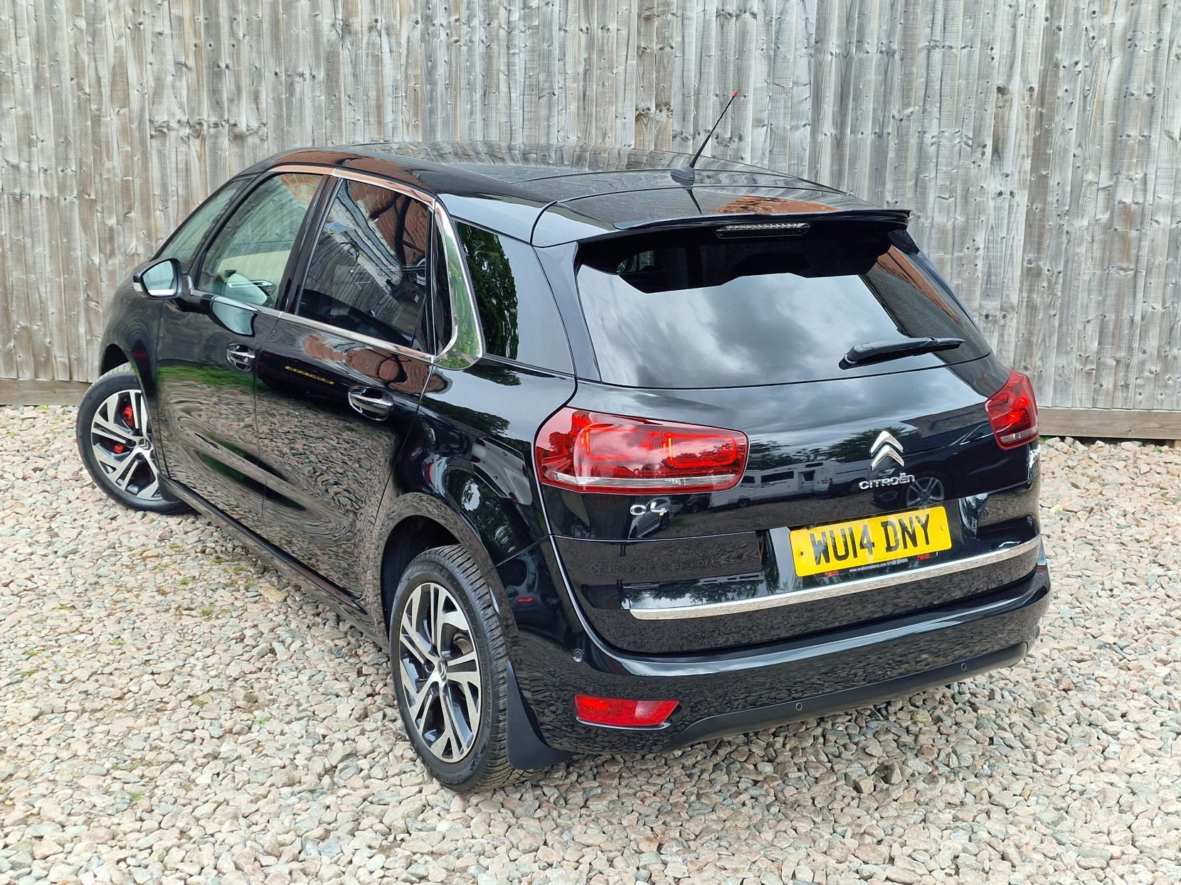 Citroen C4 Picasso 1.6 e-HDi Airdream Exclusive+ MPV 5dr Diesel ETG6 Euro 5 (s/s) (115 ps)