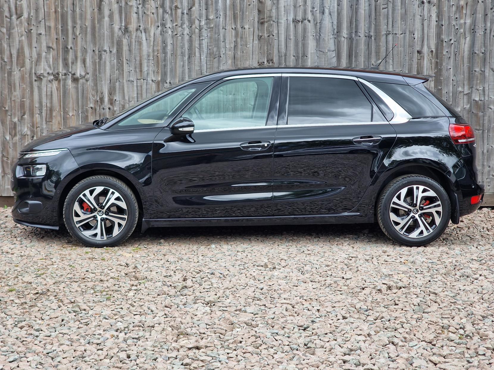 Citroen C4 Picasso 1.6 e-HDi Airdream Exclusive+ MPV 5dr Diesel ETG6 Euro 5 (s/s) (115 ps)