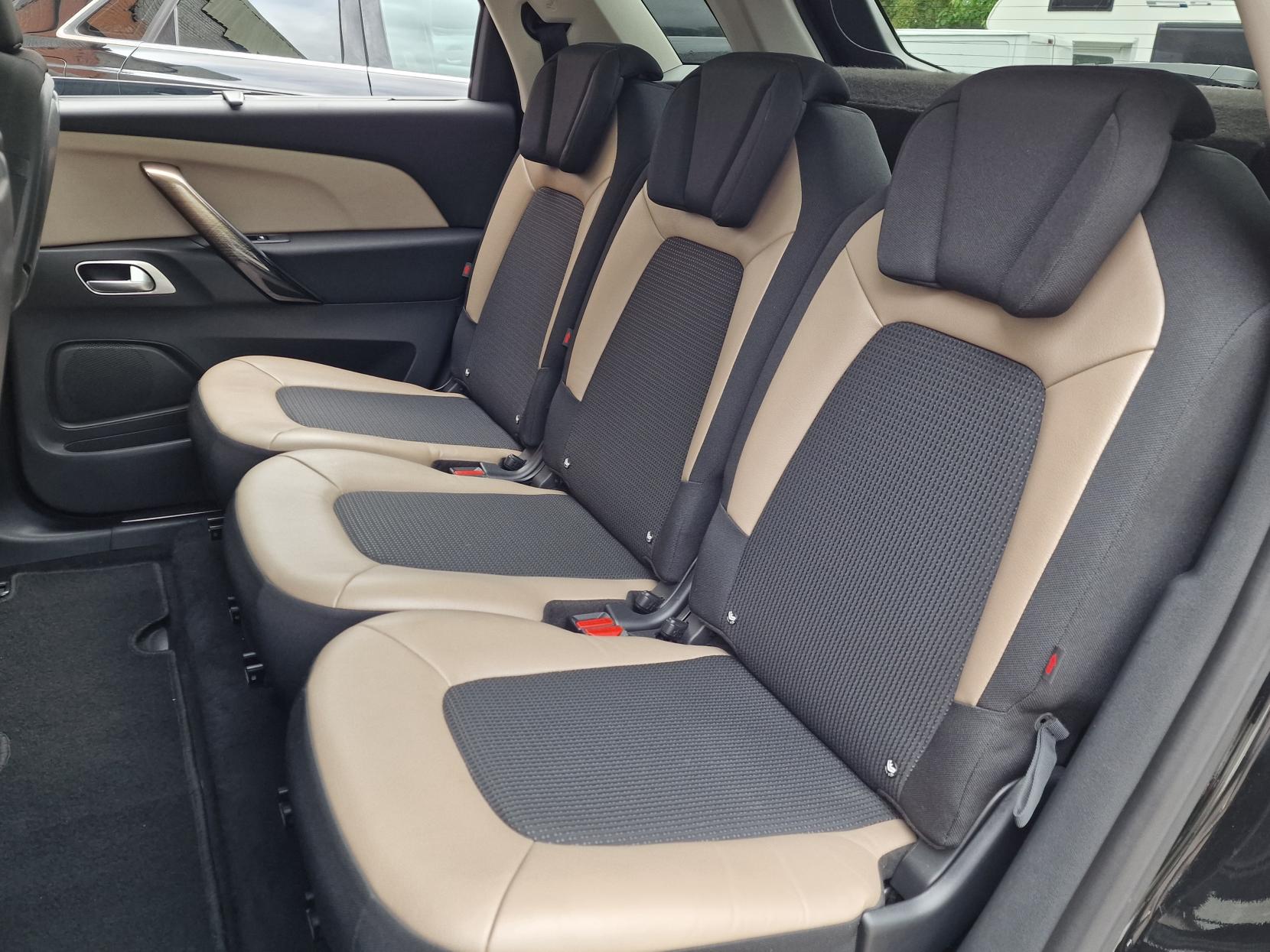 Citroen C4 Picasso 1.6 e-HDi Airdream Exclusive+ MPV 5dr Diesel ETG6 Euro 5 (s/s) (115 ps)