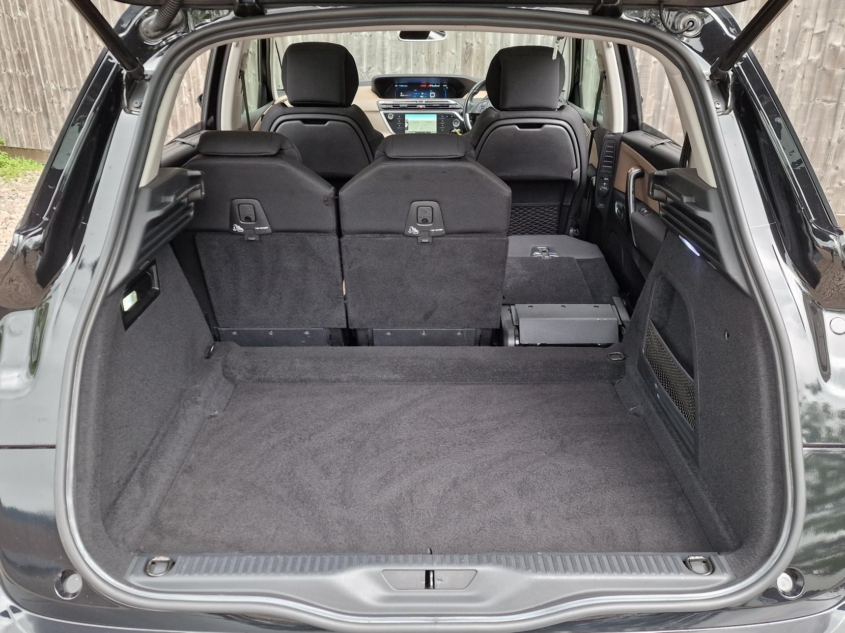 Citroen C4 Picasso 1.6 e-HDi Airdream Exclusive+ MPV 5dr Diesel ETG6 Euro 5 (s/s) (115 ps)