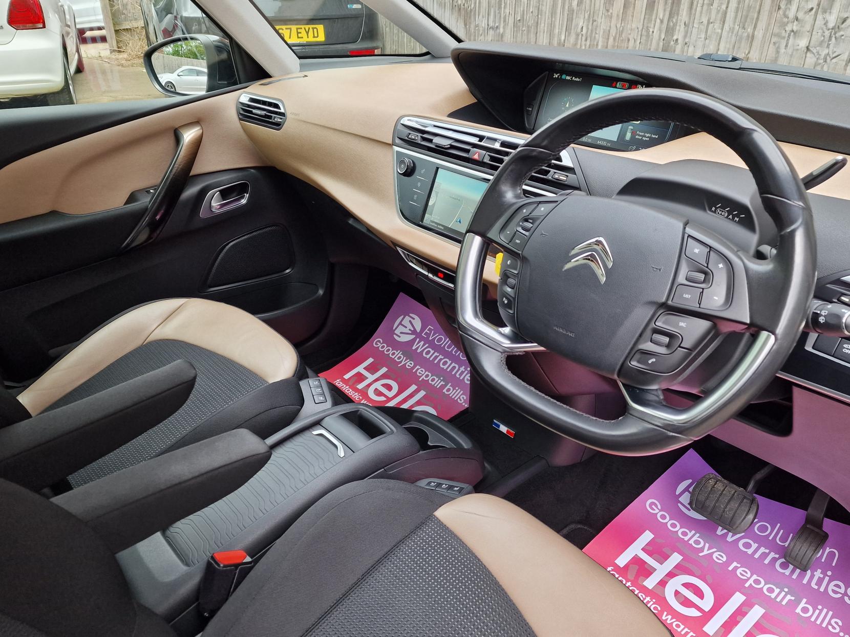 Citroen C4 Picasso 1.6 e-HDi Airdream Exclusive+ MPV 5dr Diesel ETG6 Euro 5 (s/s) (115 ps)