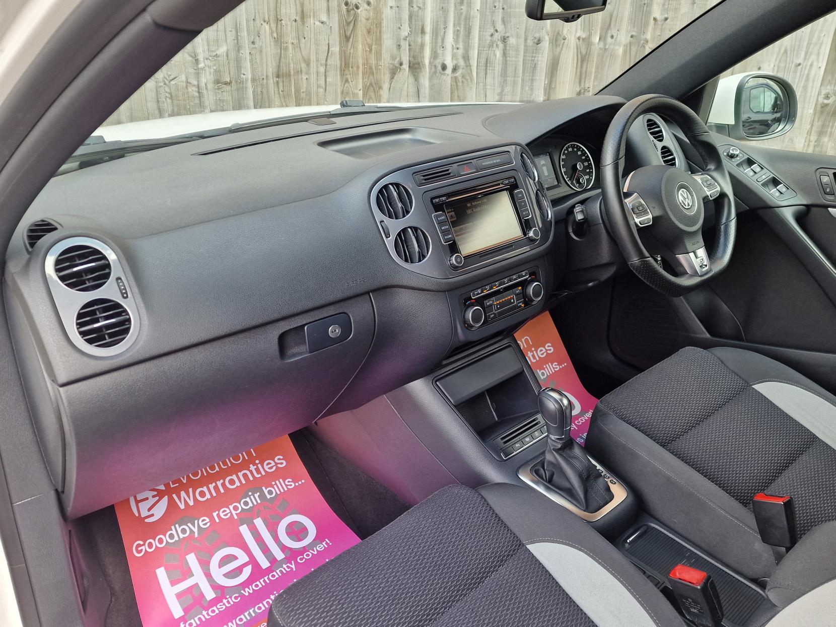 Volkswagen Tiguan 2.0 TDI BlueMotion Tech R-Line SUV 5dr Diesel DSG 4WD Euro 6 (s/s) (150 ps)