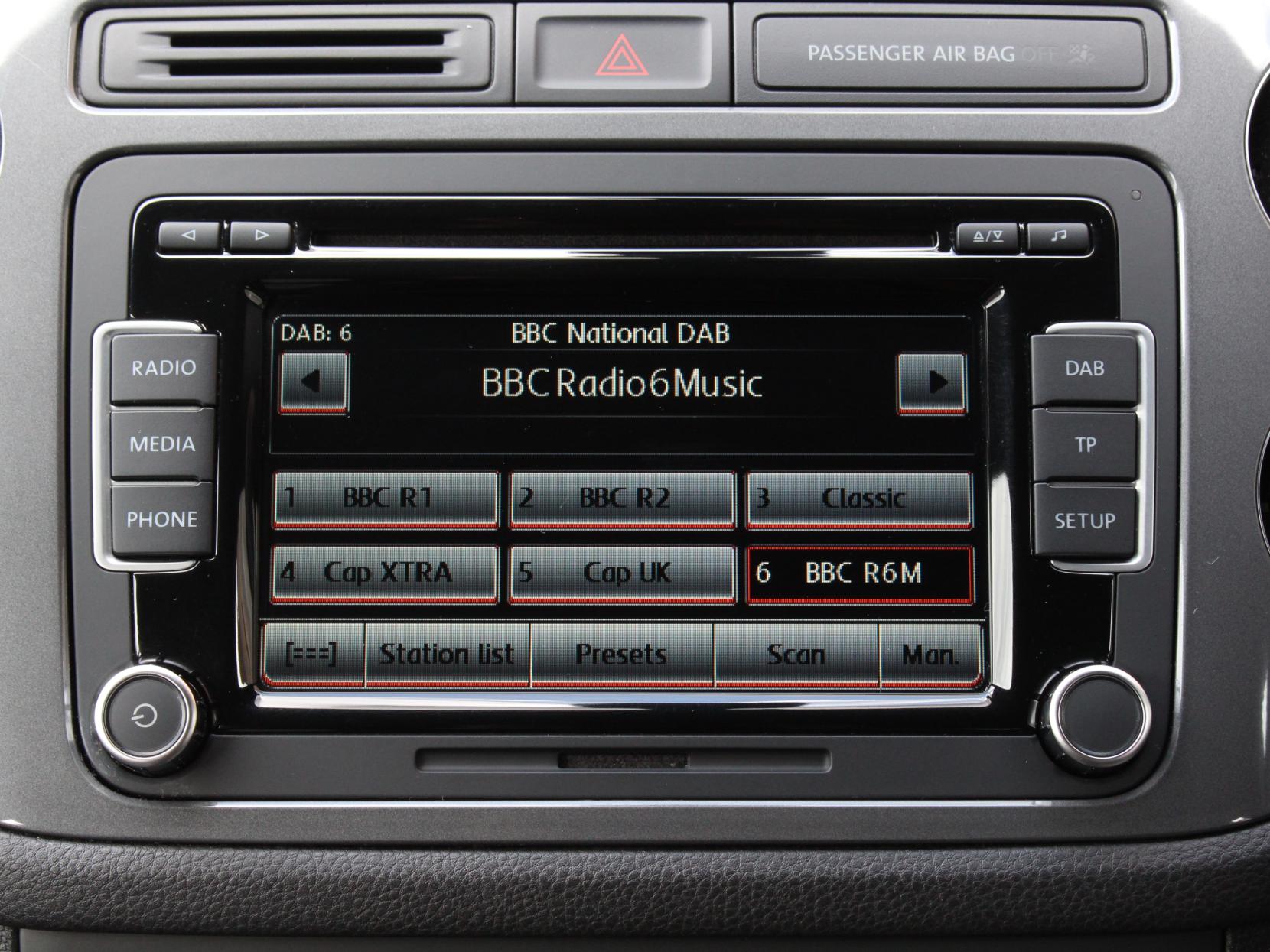 Volkswagen Tiguan 2.0 TDI BlueMotion Tech R-Line SUV 5dr Diesel DSG 4WD Euro 6 (s/s) (150 ps)