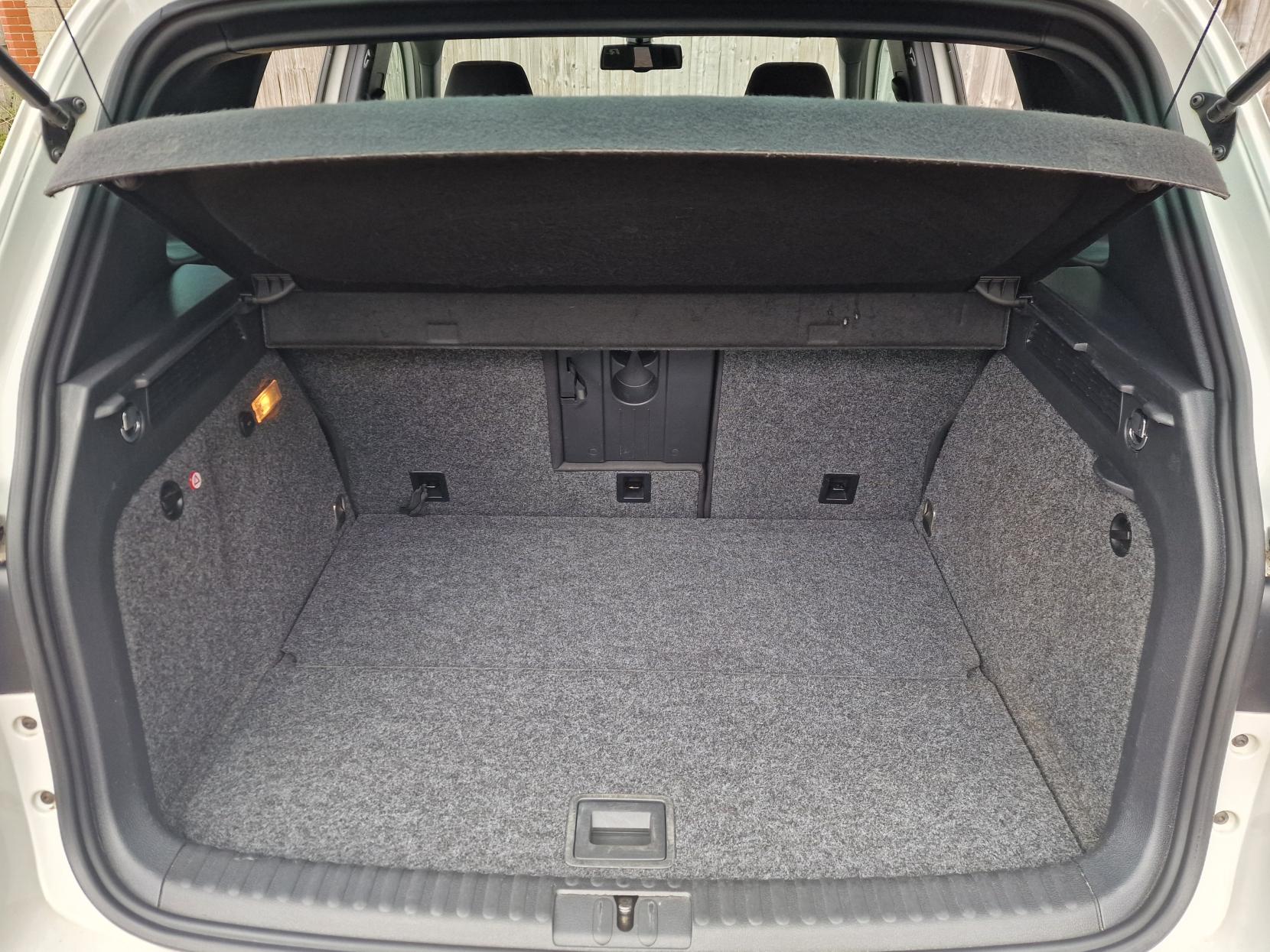 Volkswagen Tiguan 2.0 TDI BlueMotion Tech R-Line SUV 5dr Diesel DSG 4WD Euro 6 (s/s) (150 ps)