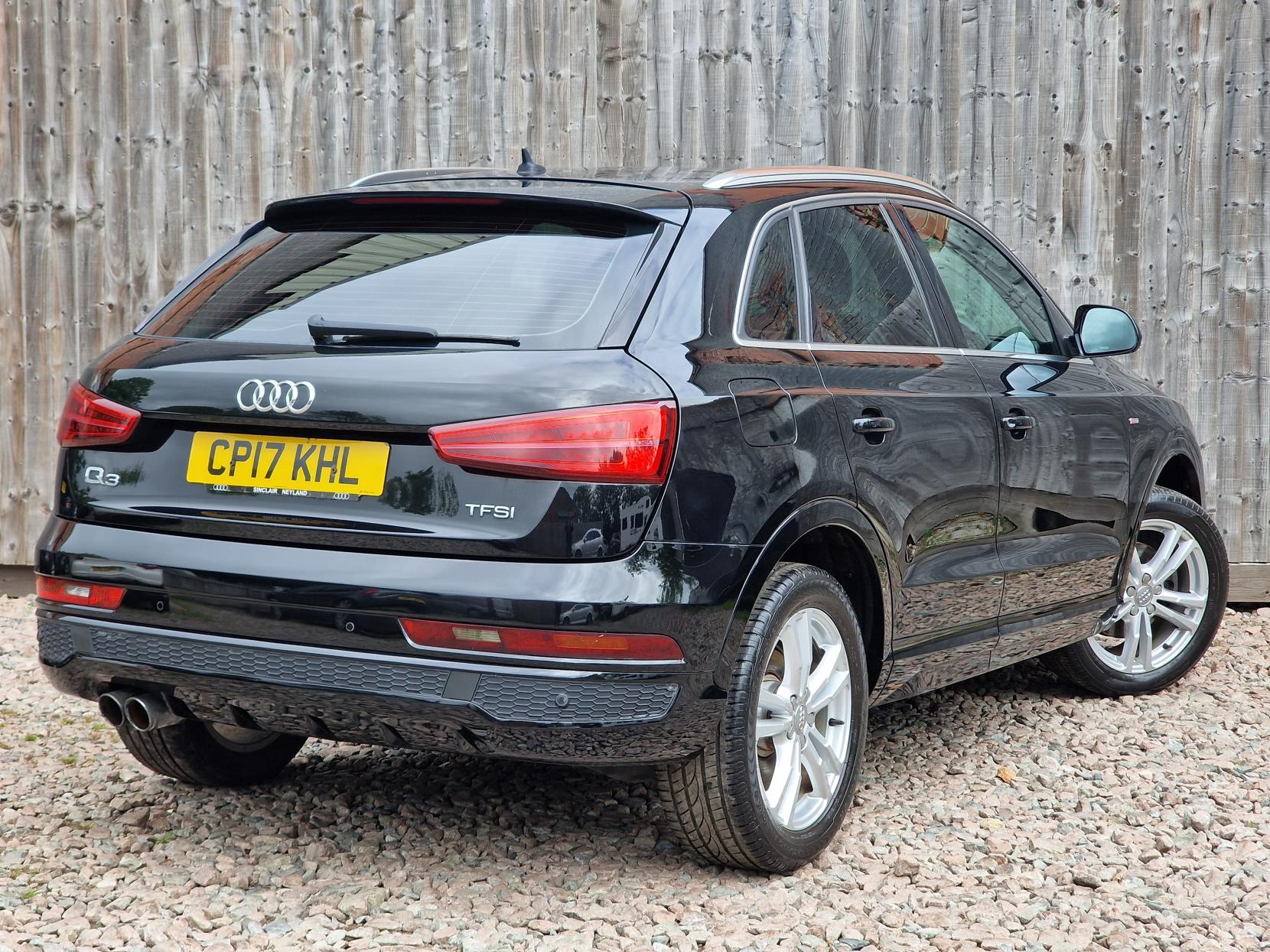 Audi Q3 1.4 TFSI CoD S line Edition SUV 5dr Petrol Manual Euro 6 (s/s) (150 ps)