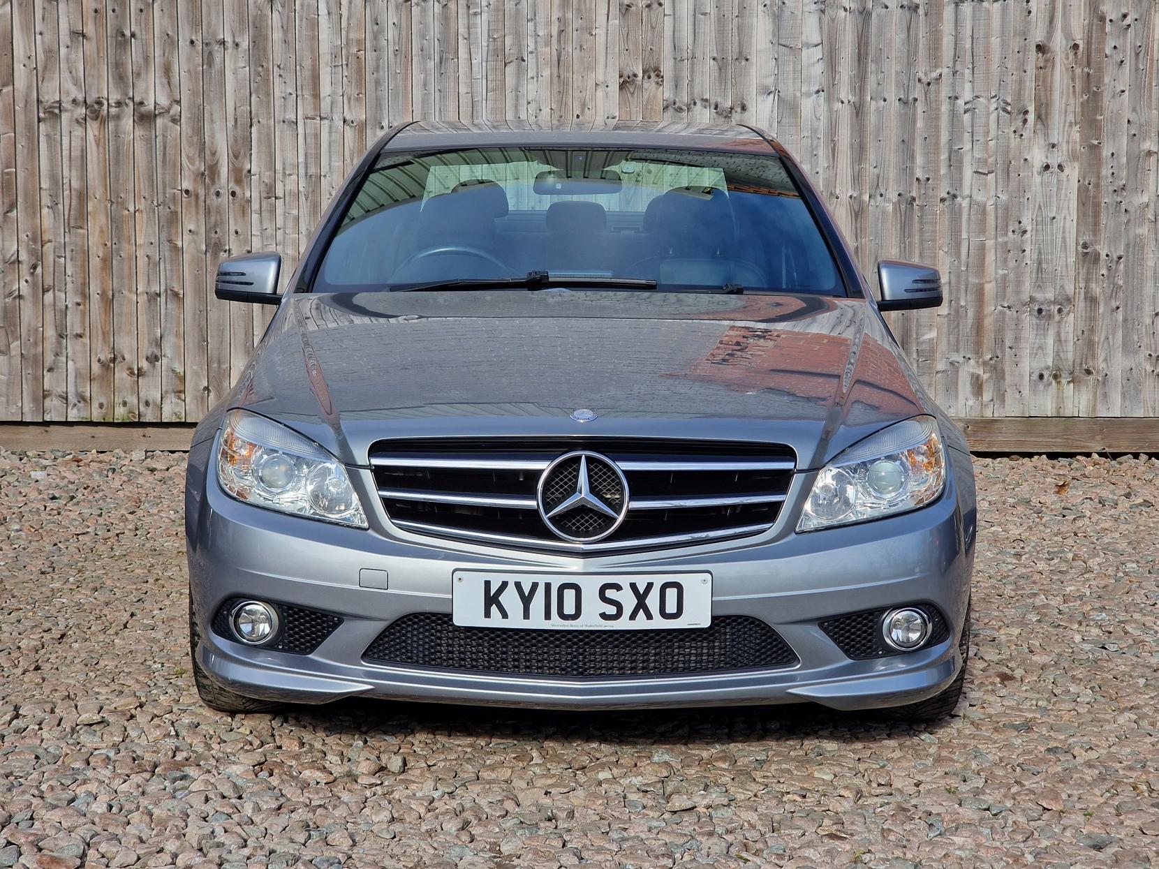 Mercedes-Benz C Class 3.0 C350 CDI V6 BlueEfficiency Sport Saloon 4dr Diesel Auto Euro 5 (231 ps)