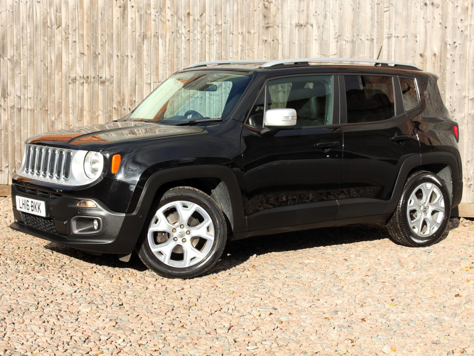 Jeep Renegade 1.4T MultiAirII Limited SUV 5dr Petrol DDCT Euro 6 (s/s) (140 ps)