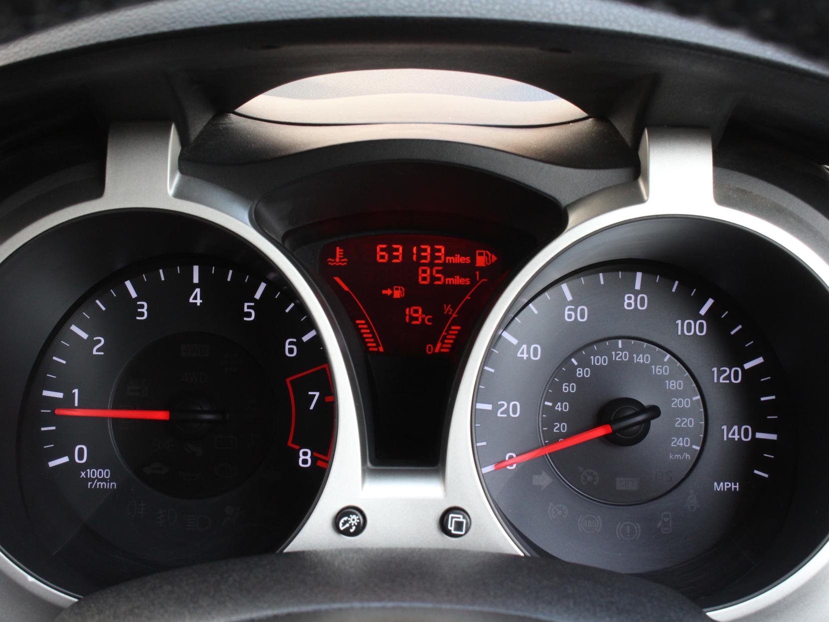 Nissan Juke 1.6 n-tec SUV 5dr Petrol Manual Euro 5 (17in Alloy) (117 ps)
