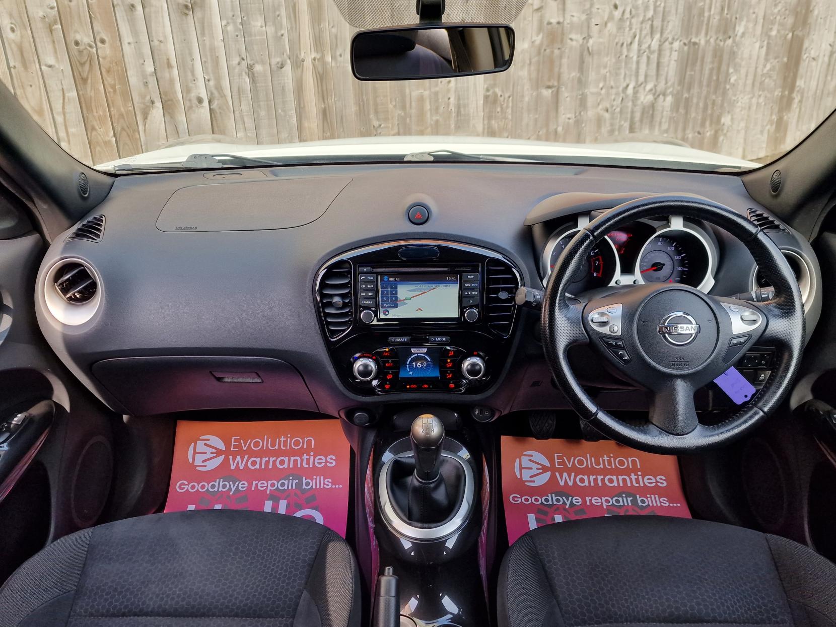 Nissan Juke 1.6 n-tec SUV 5dr Petrol Manual Euro 5 (17in Alloy) (117 ps)