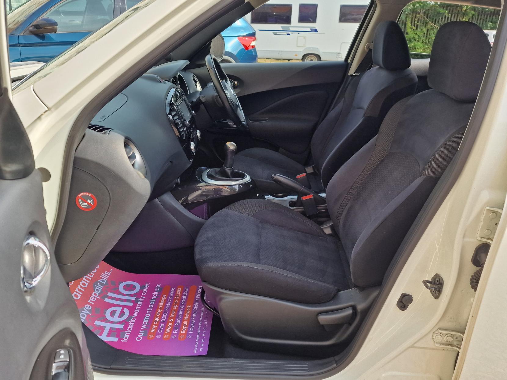 Nissan Juke 1.6 n-tec SUV 5dr Petrol Manual Euro 5 (17in Alloy) (117 ps)