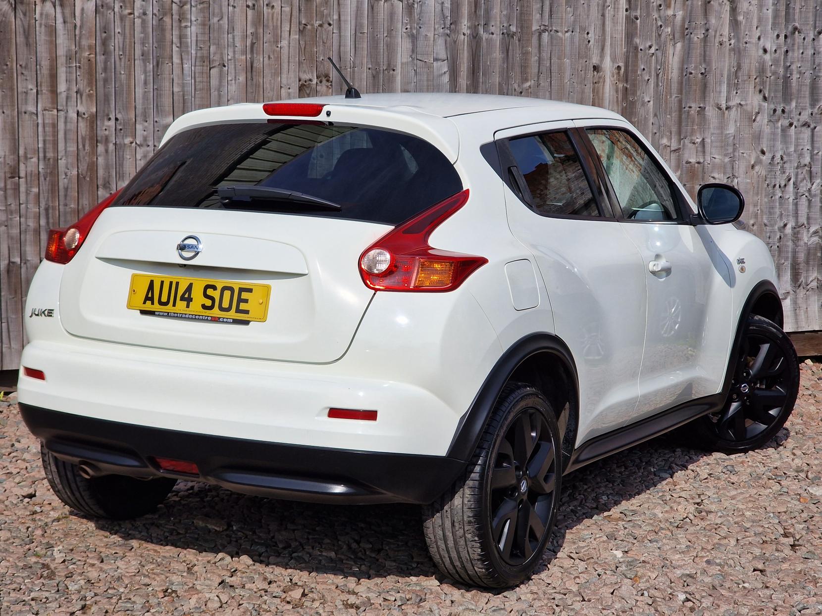 Nissan Juke 1.6 n-tec SUV 5dr Petrol Manual Euro 5 (17in Alloy) (117 ps)