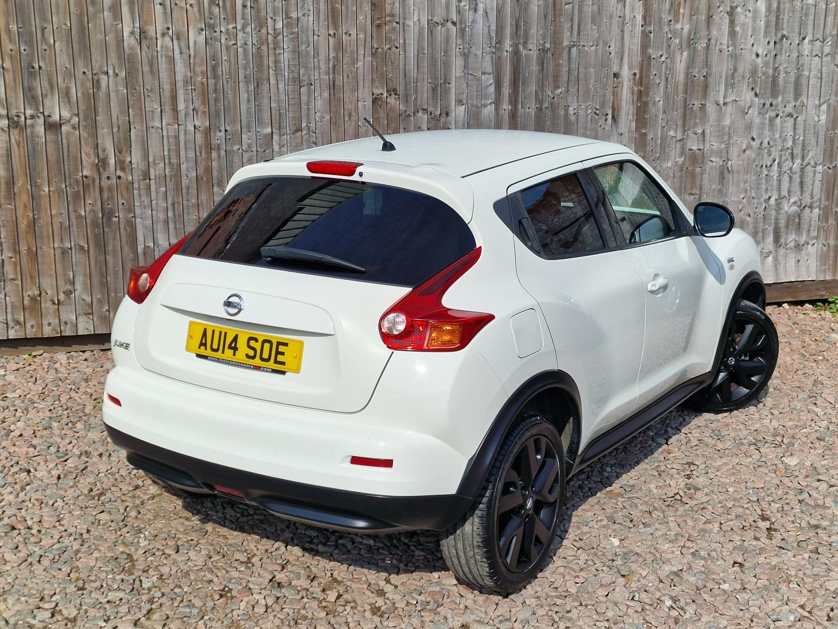 Nissan Juke 1.6 n-tec SUV 5dr Petrol Manual Euro 5 (17in Alloy) (117 ps)
