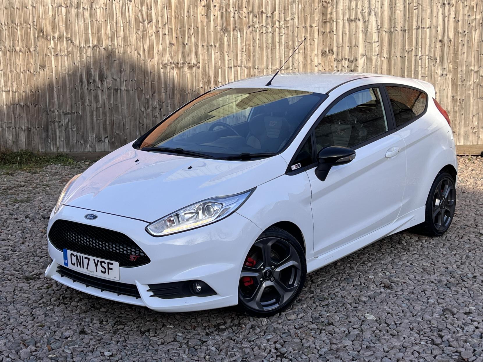 Ford Fiesta 1.6T EcoBoost ST-3 Hatchback 3dr Petrol Manual Euro 6 (182 ps)