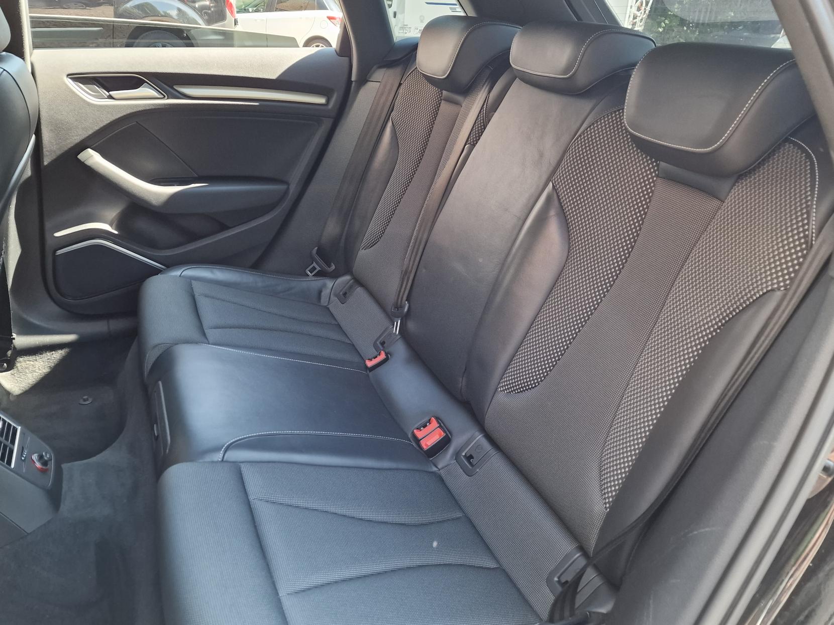 Audi A3 1.4 TFSI CoD S line Sportback 5dr Petrol S Tronic Euro 6 (s/s) (Nav) (150 ps)